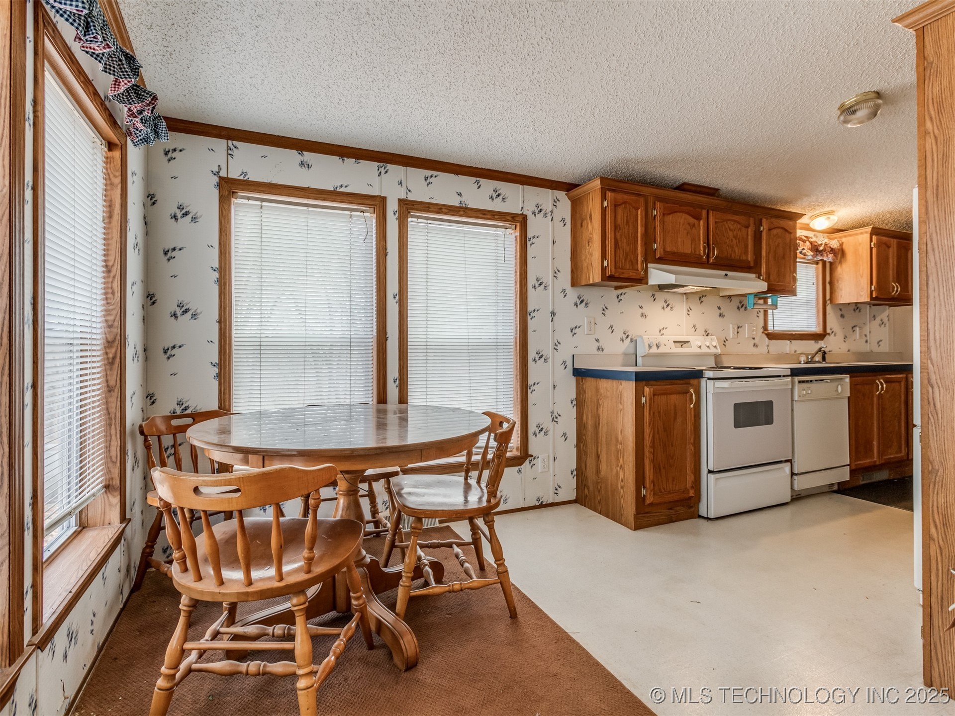 59511 E 240 Property Photo 17