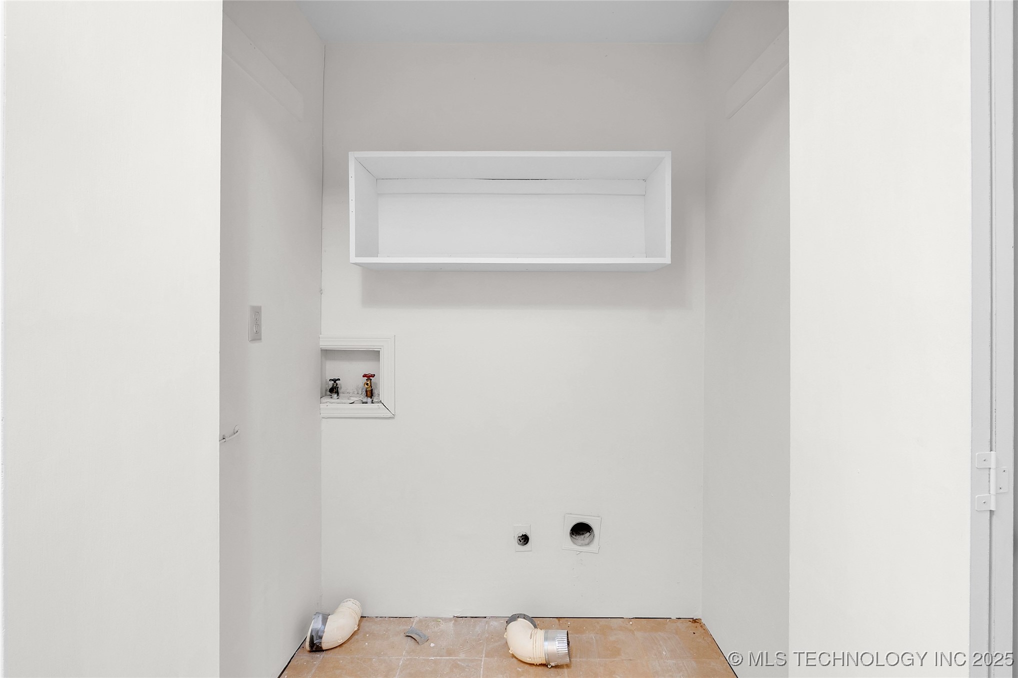 1127 W Shawnee Avenue Property Photo 19