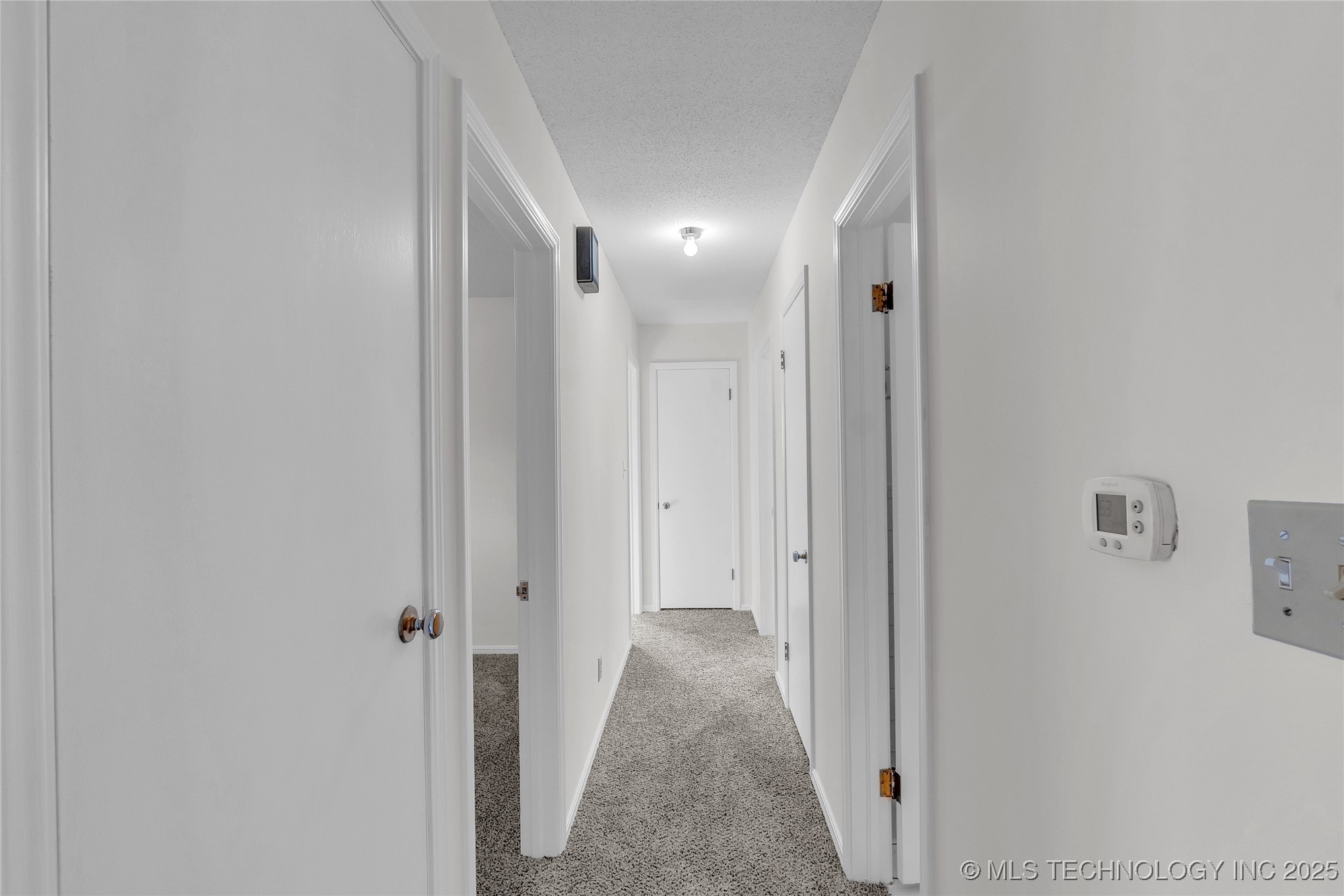 1127 W Shawnee Avenue Property Photo 21