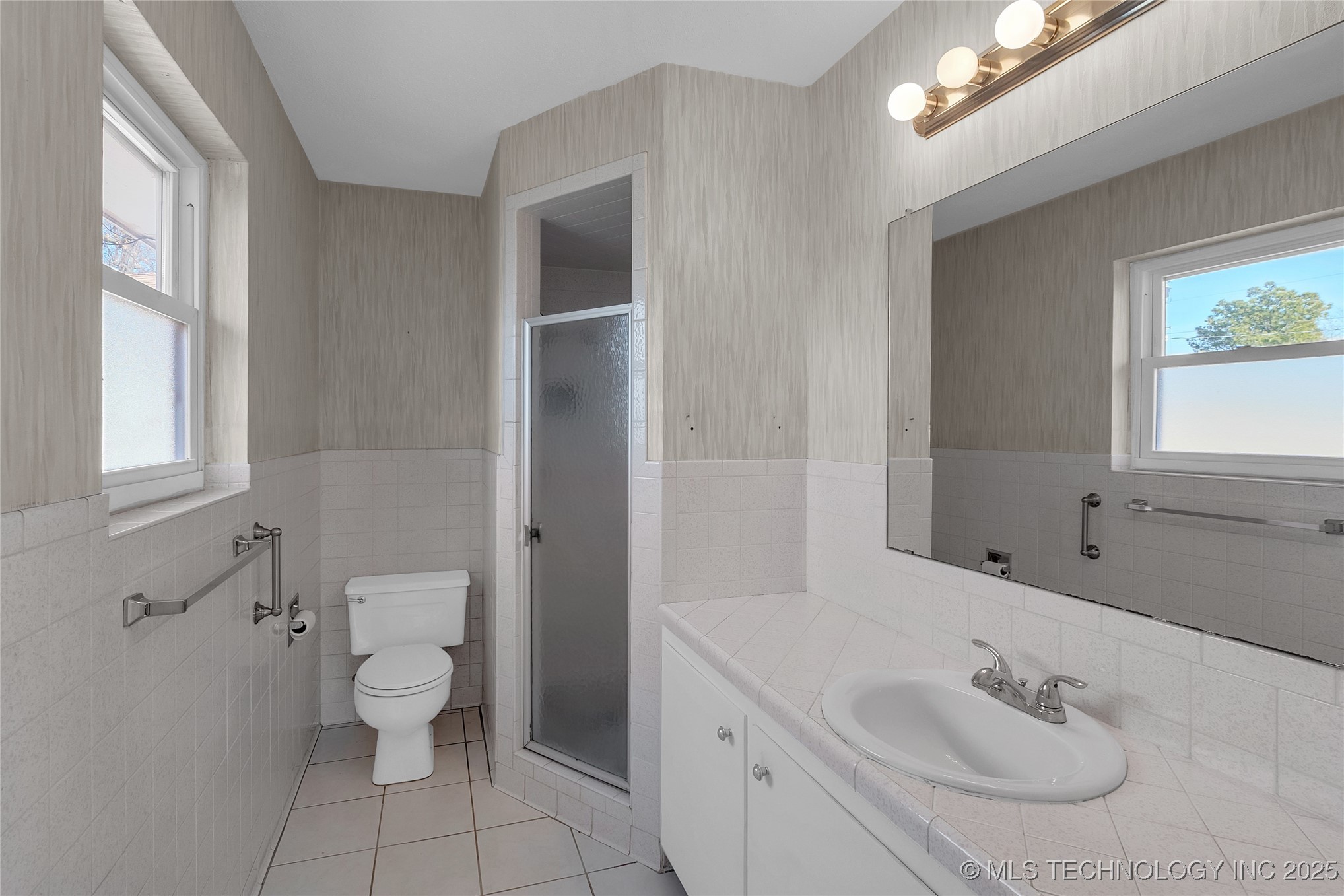 1127 W Shawnee Avenue Property Photo 27
