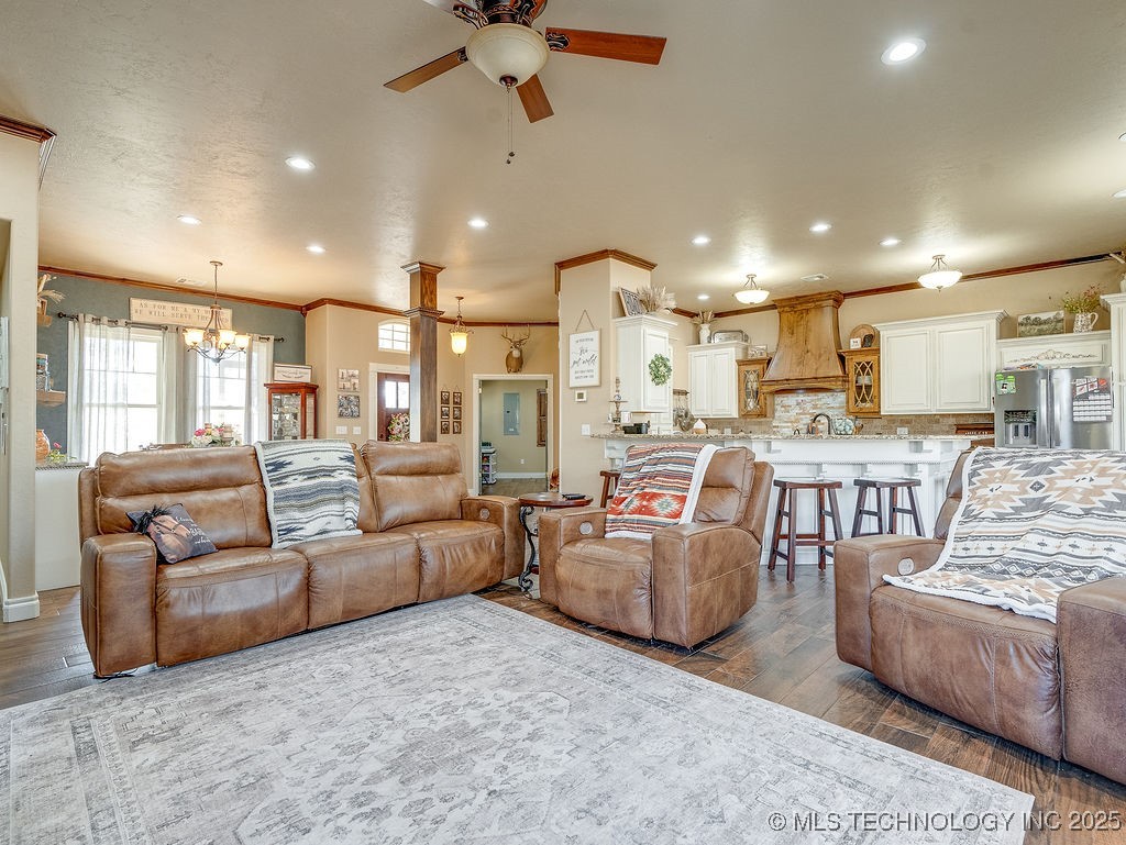 2246 County Road 1650 Property Photo 14