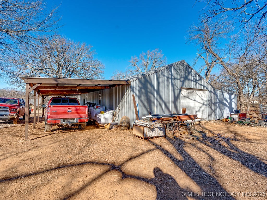 2246 County Road 1650 Property Photo 56