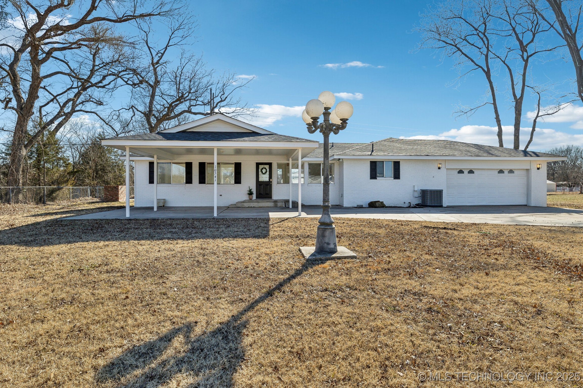 10541 Sahoma Lake Road Property Photo 3