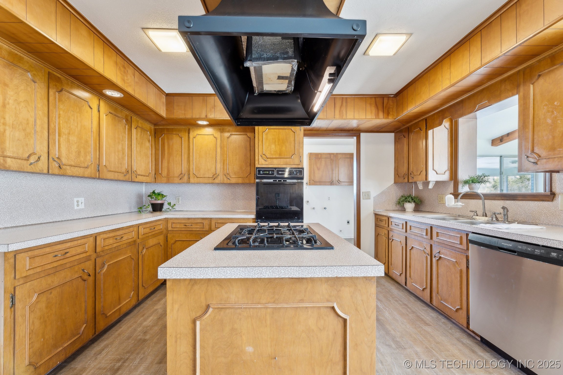 10541 Sahoma Lake Road Property Photo 16