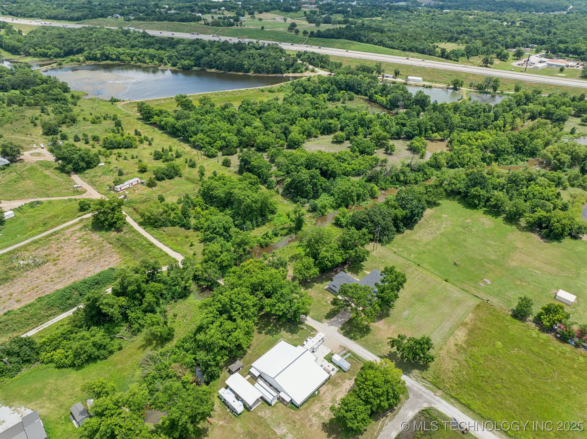 10541 Sahoma Lake Road Property Photo 32