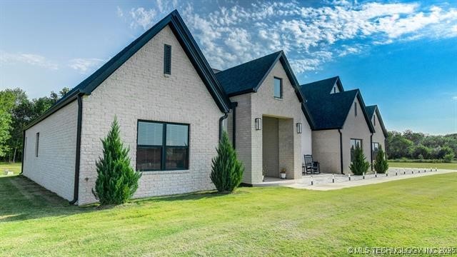 2938 E Josiah Boulevard Property Photo
