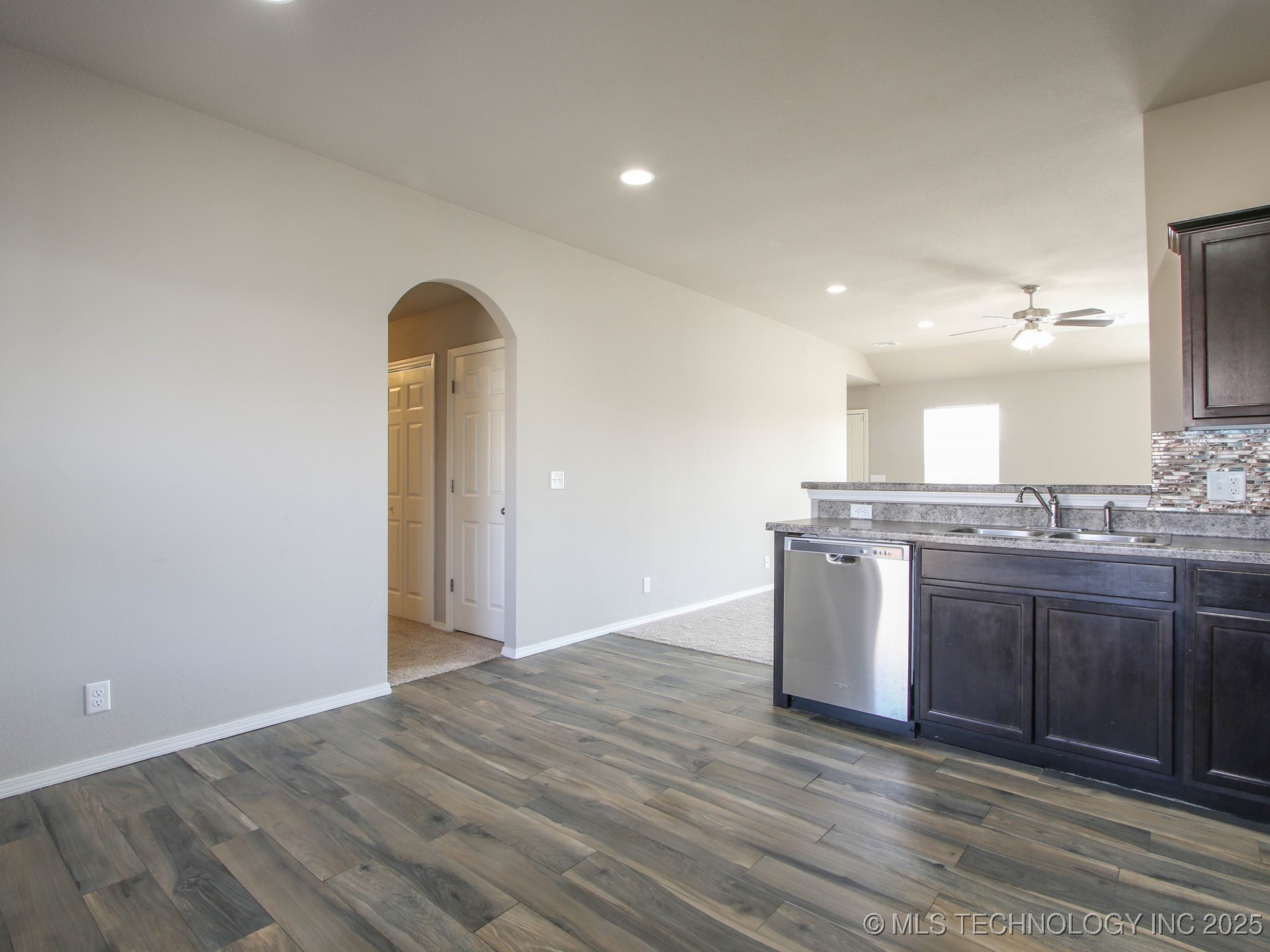 25427 E 93rd Place Property Photo 10