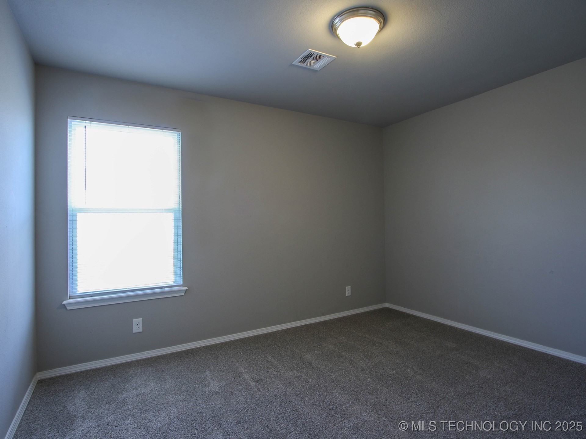 25427 E 93rd Place Property Photo 21