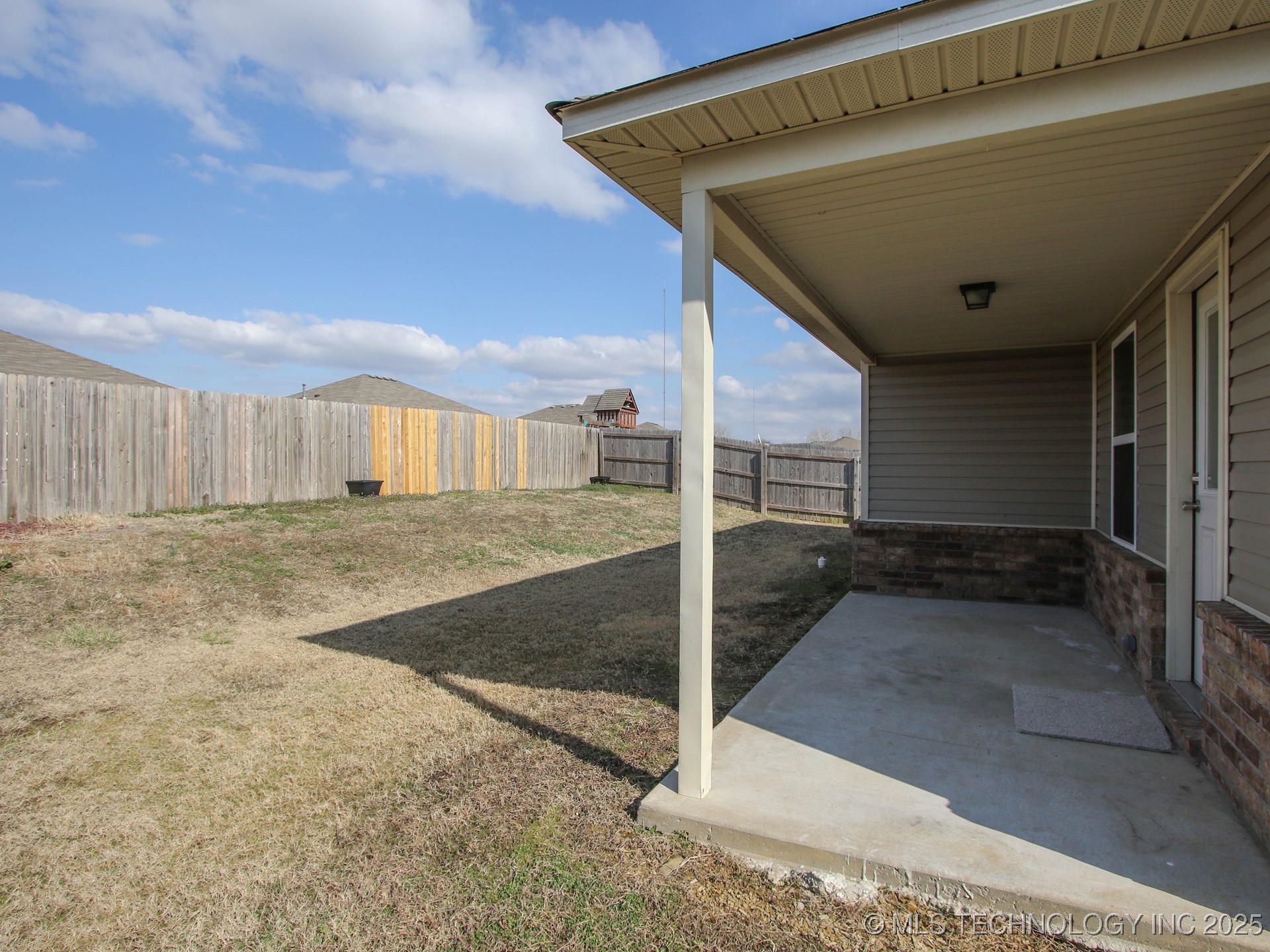 25427 E 93rd Place Property Photo 22
