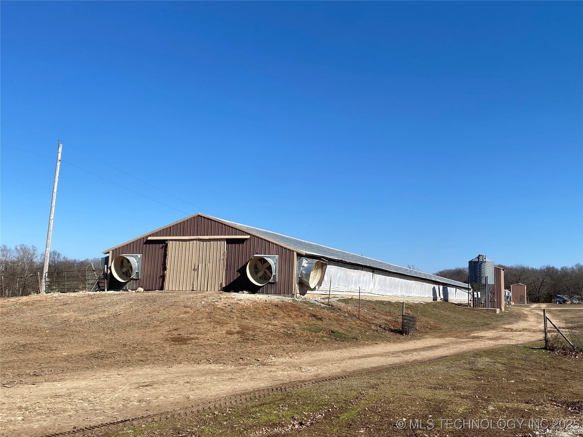 20218 E 430 Road Property Photo 2