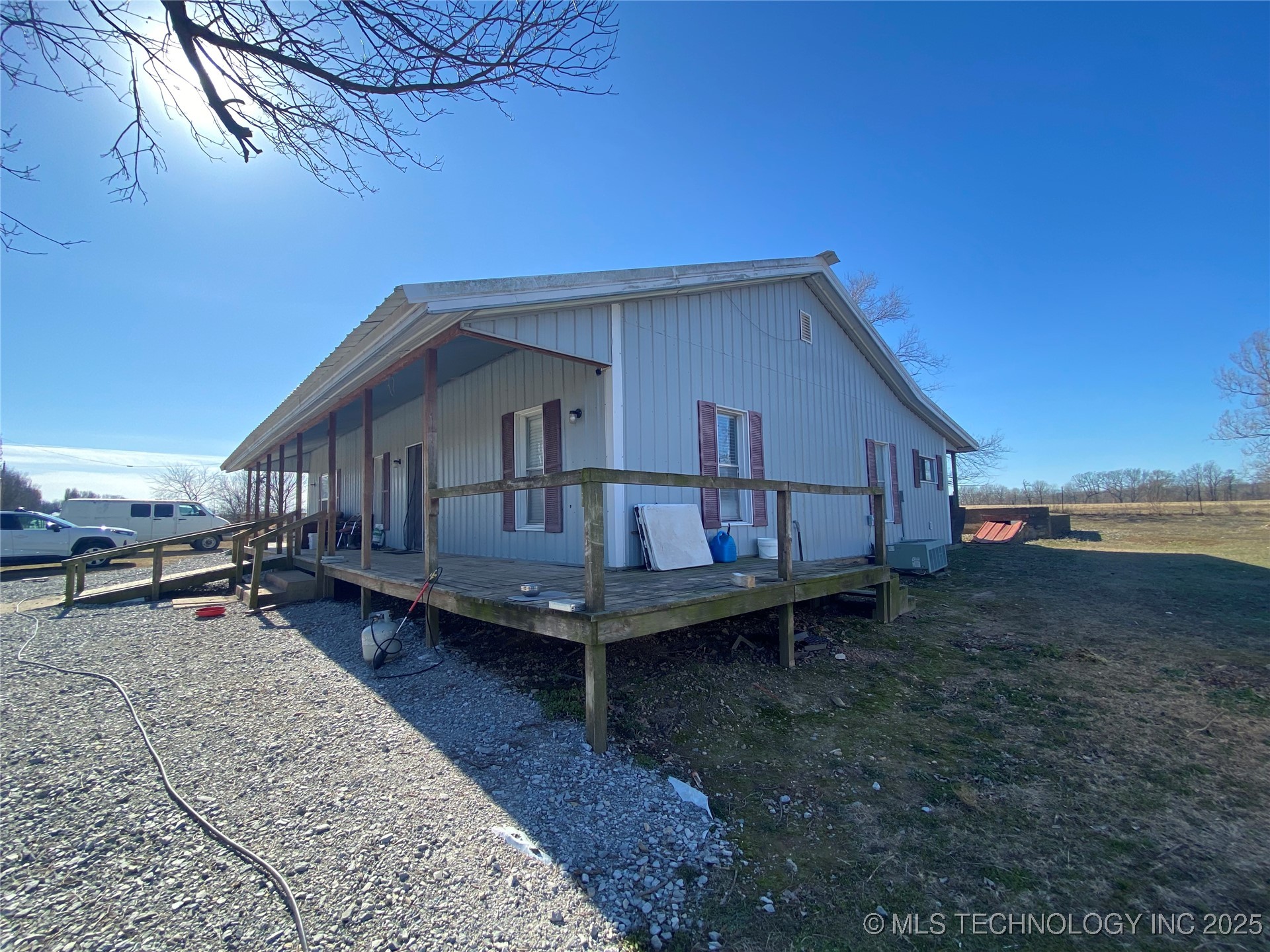 20218 E 430 Road Property Photo 19