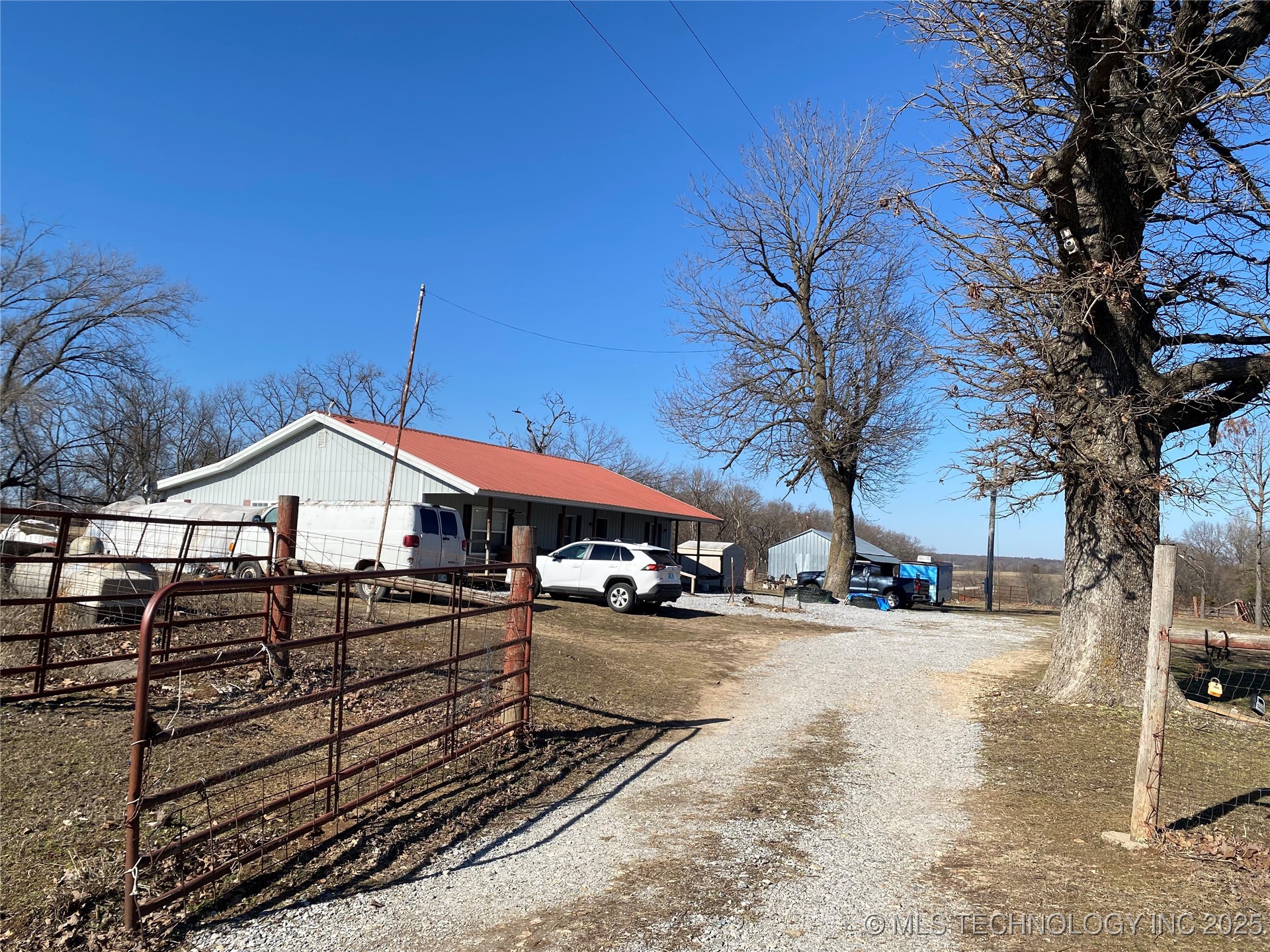 20218 E 430 Road Property Photo 33