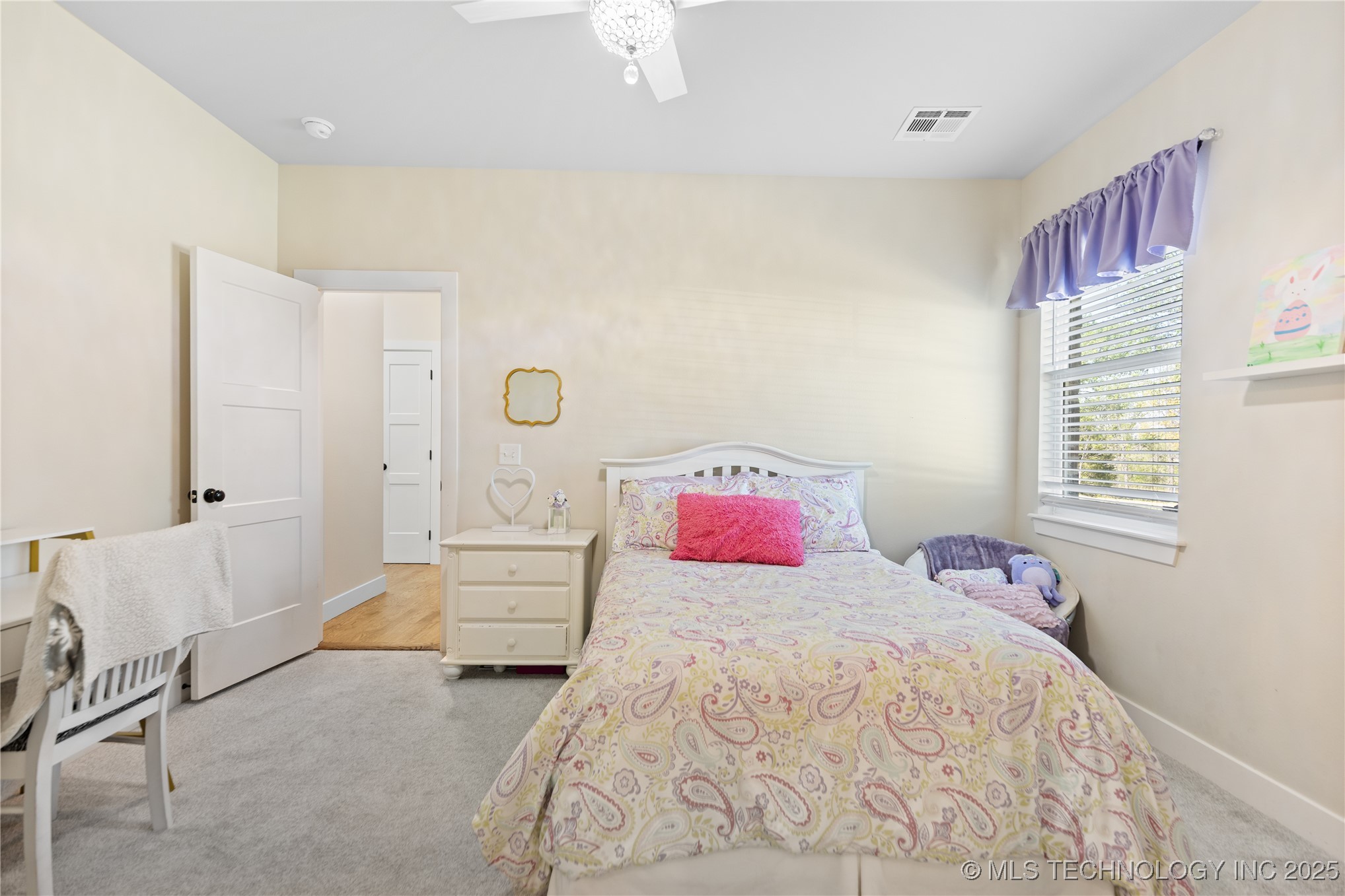 2718 Hickory Ridge Drive Property Photo 15