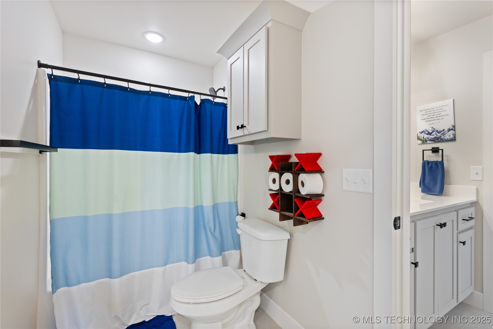 2718 Hickory Ridge Drive Property Photo 24