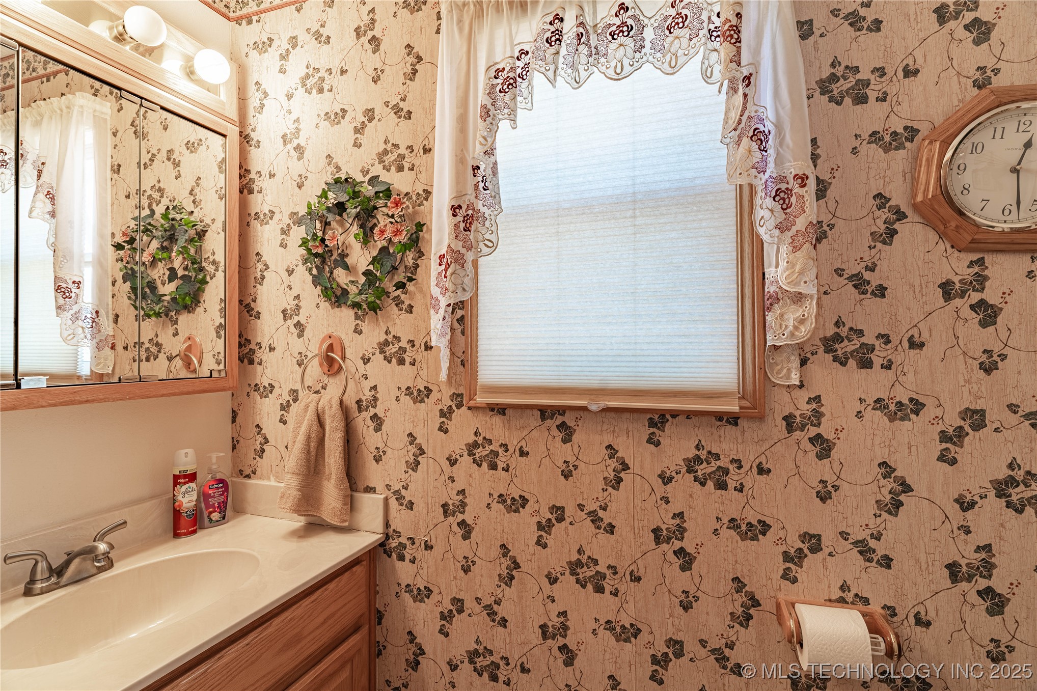 432756 E 320 Road Property Photo 50