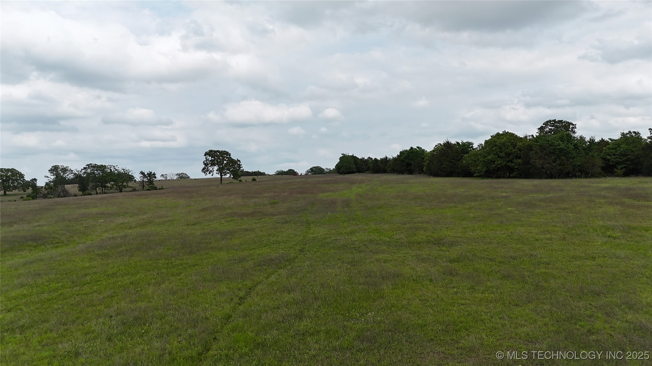 4907 N 384 Property Photo 14