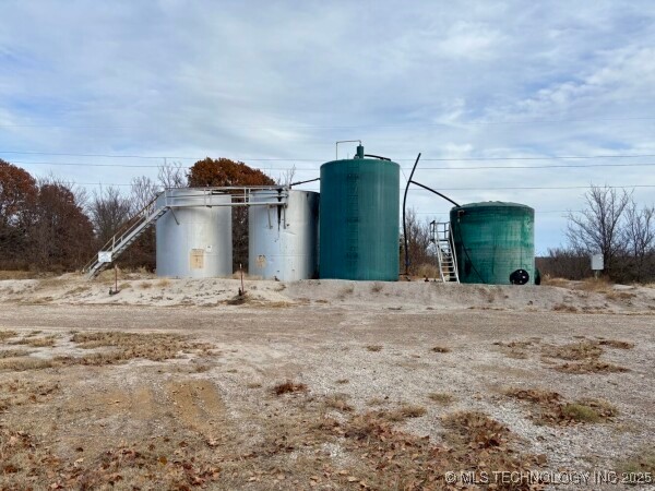 266th Street Property Photo 27