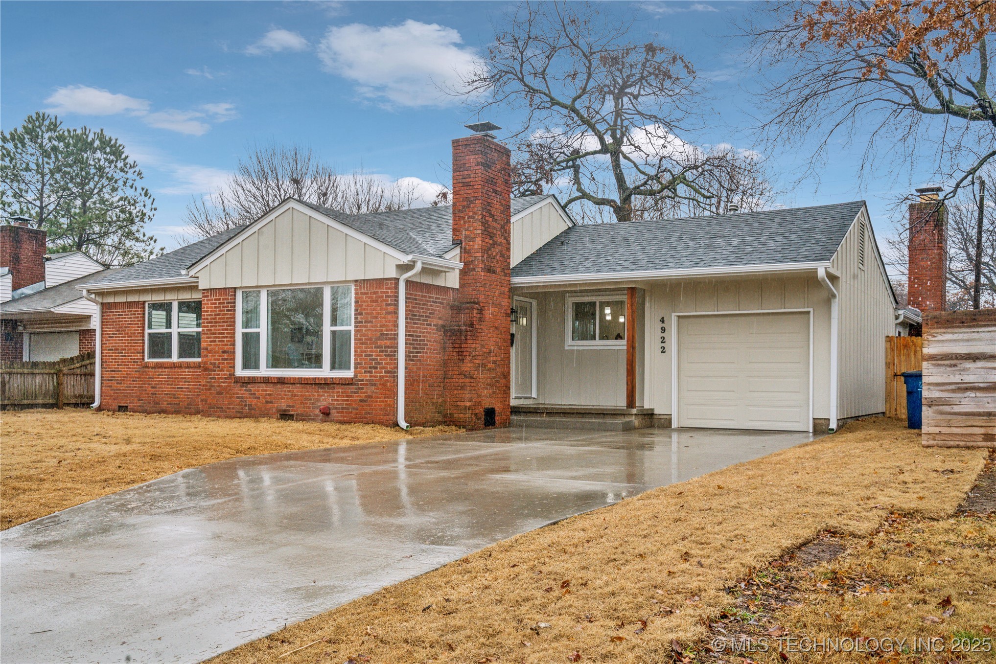 4922 S Madison Avenue Property Photo