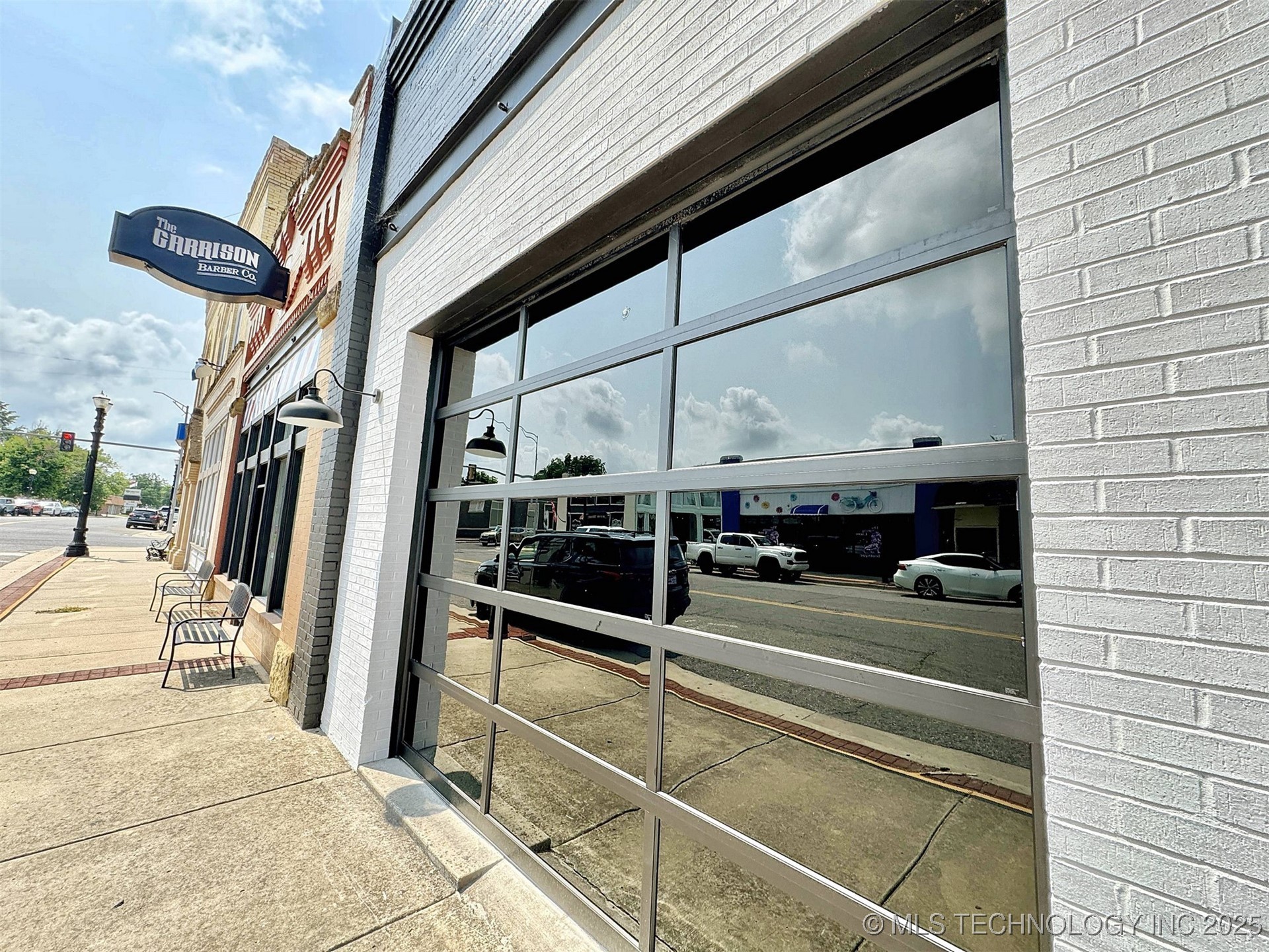 117 N Lee Street Property Photo 5