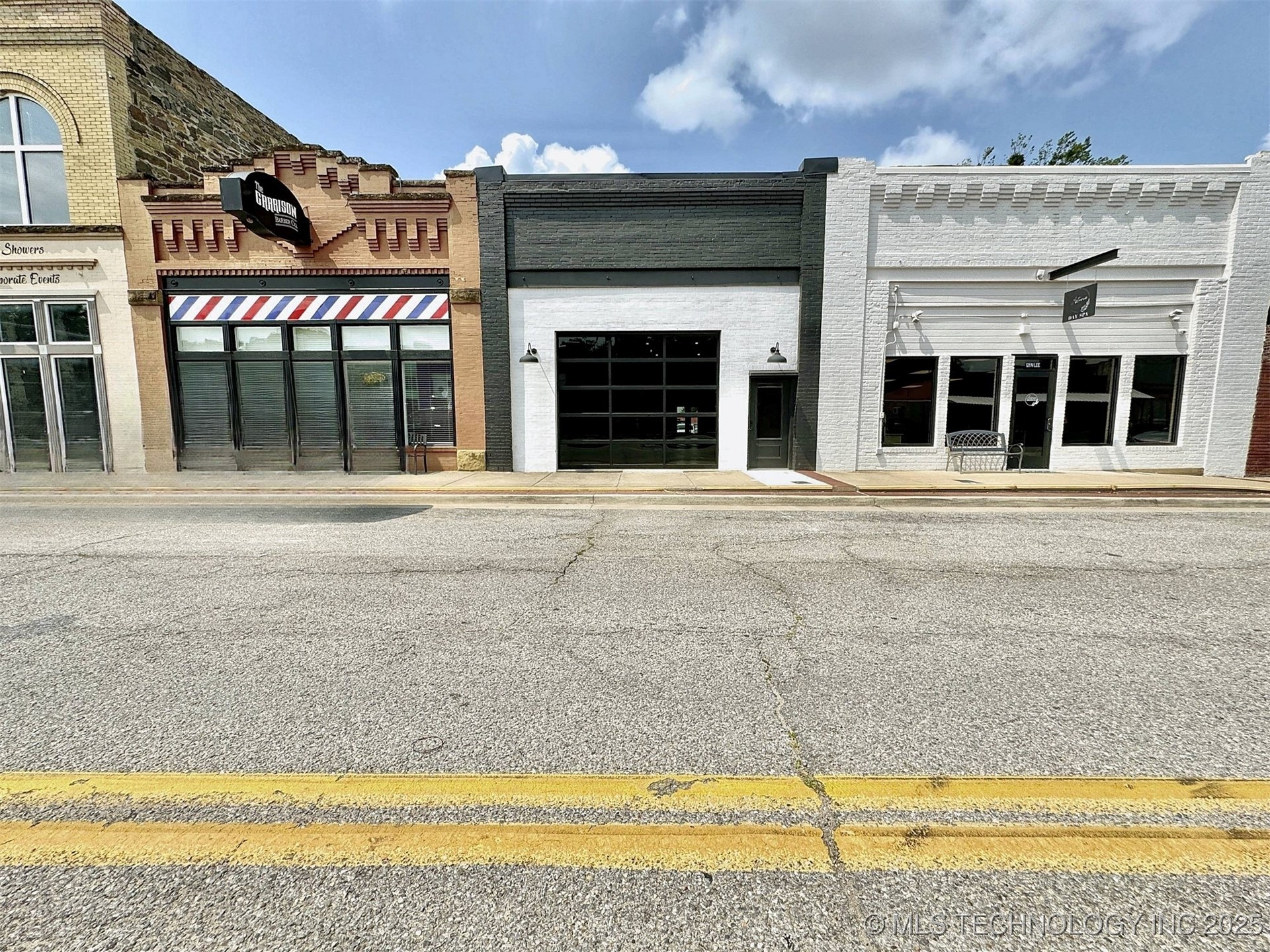 117 N Lee Street Property Photo 9