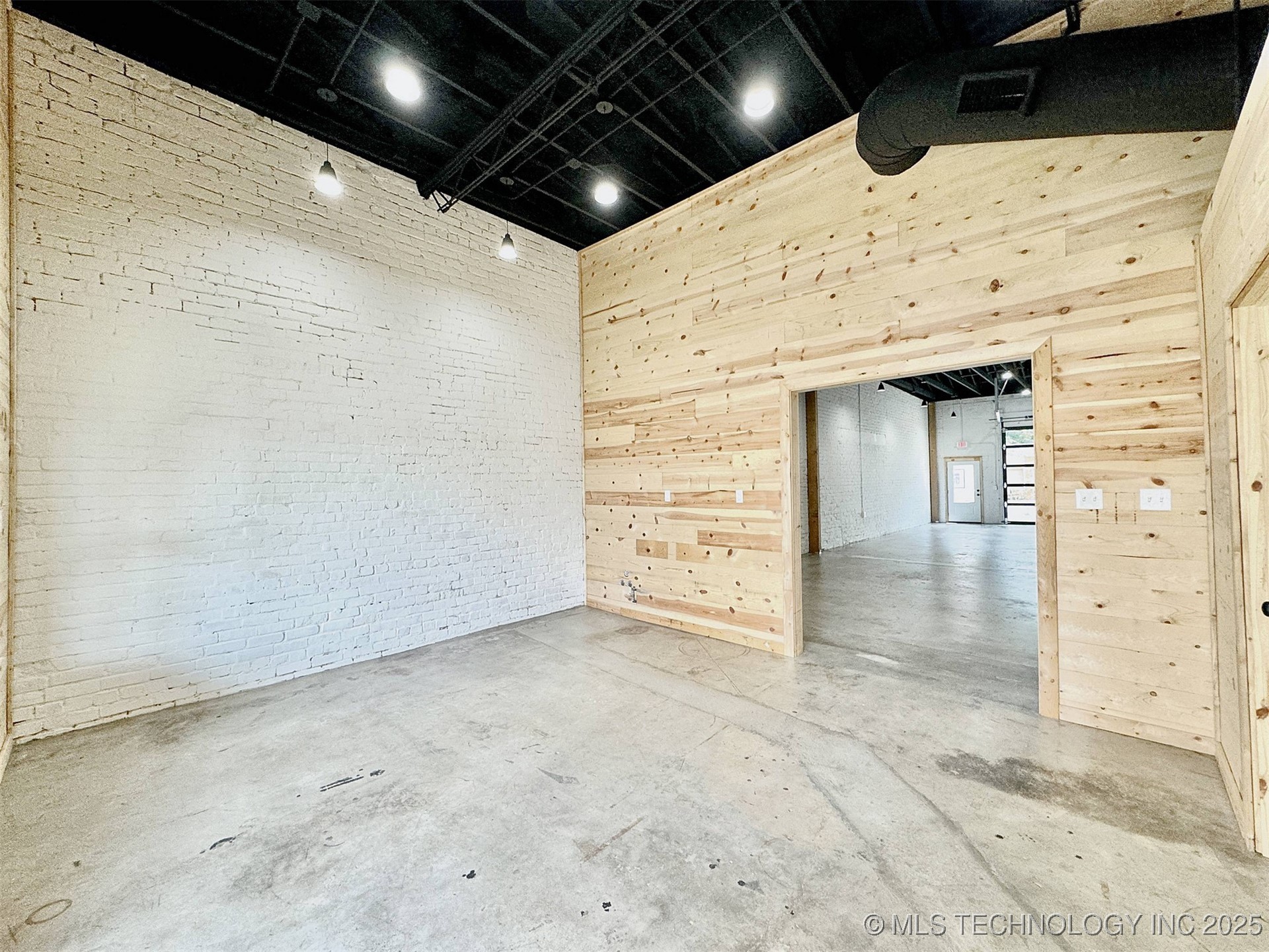 117 N Lee Street Property Photo 21