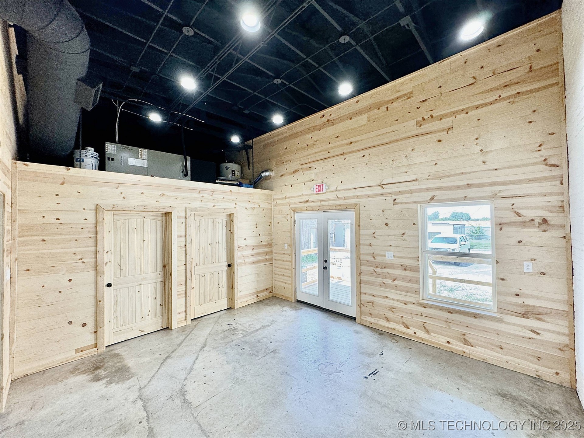 117 N Lee Street Property Photo 24