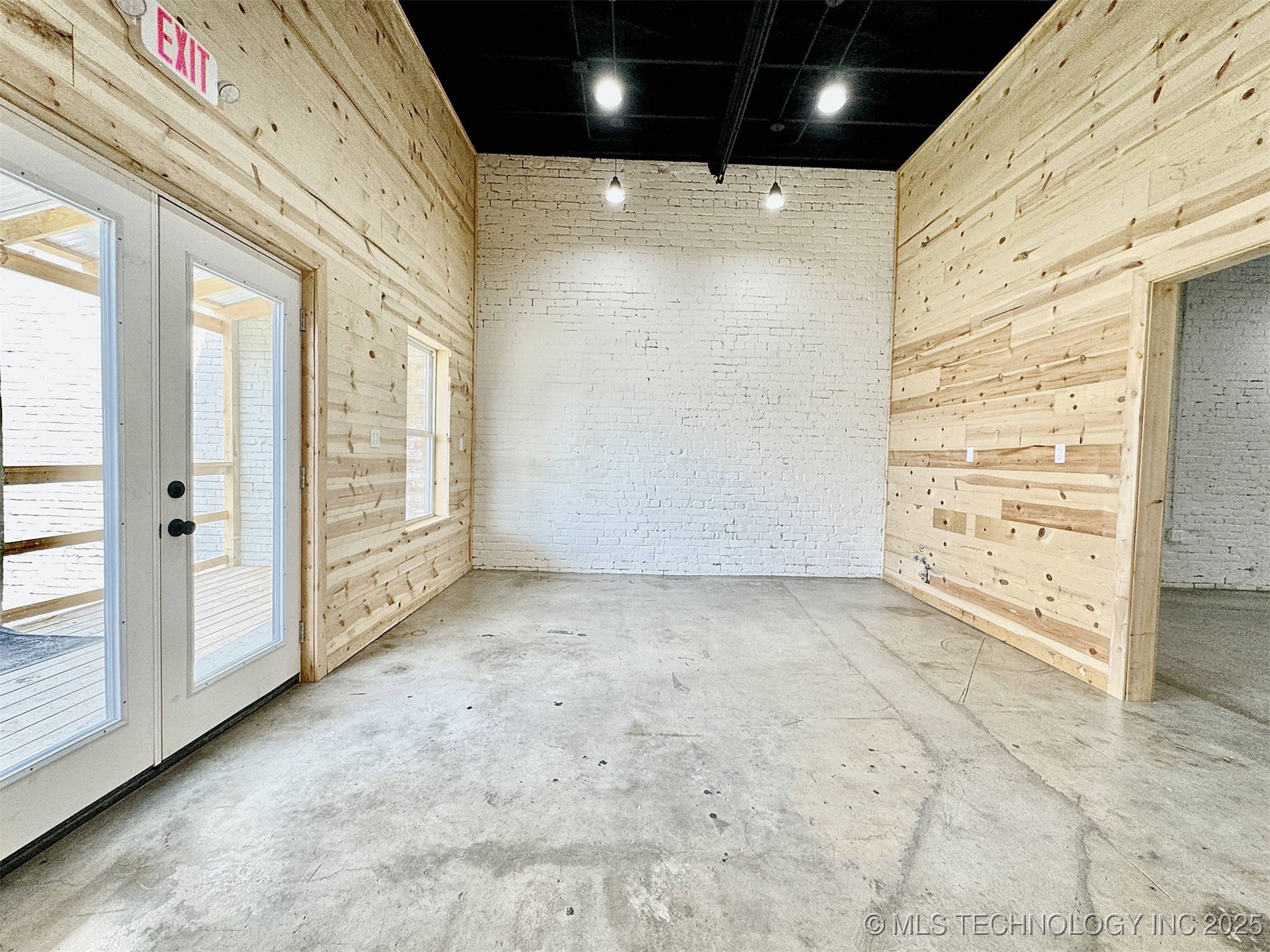117 N Lee Street Property Photo 26
