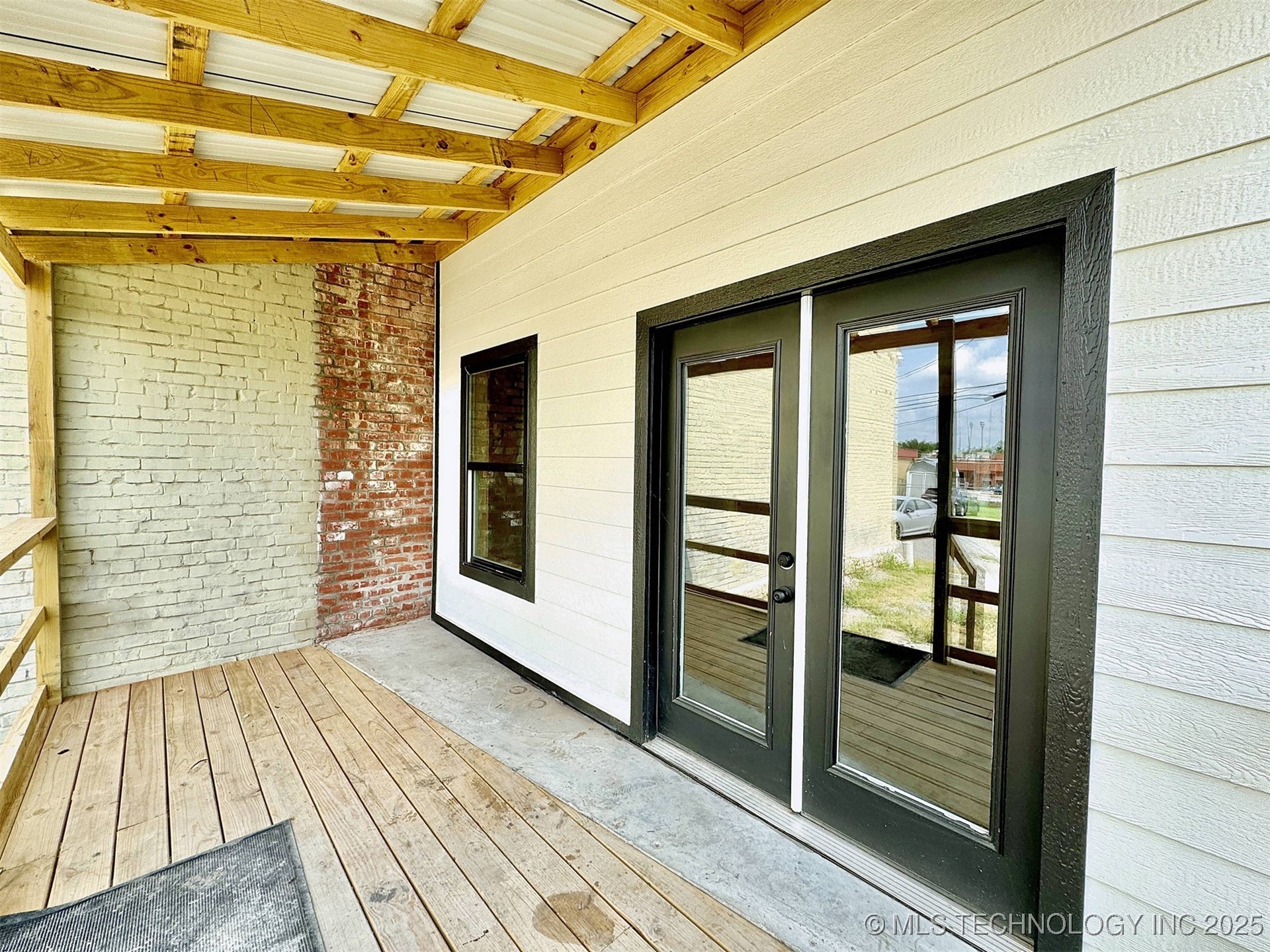 117 N Lee Street Property Photo 32
