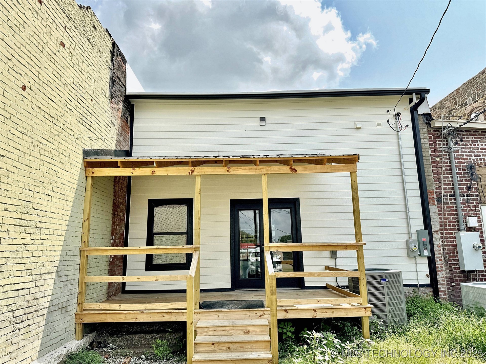 117 N Lee Street Property Photo 34