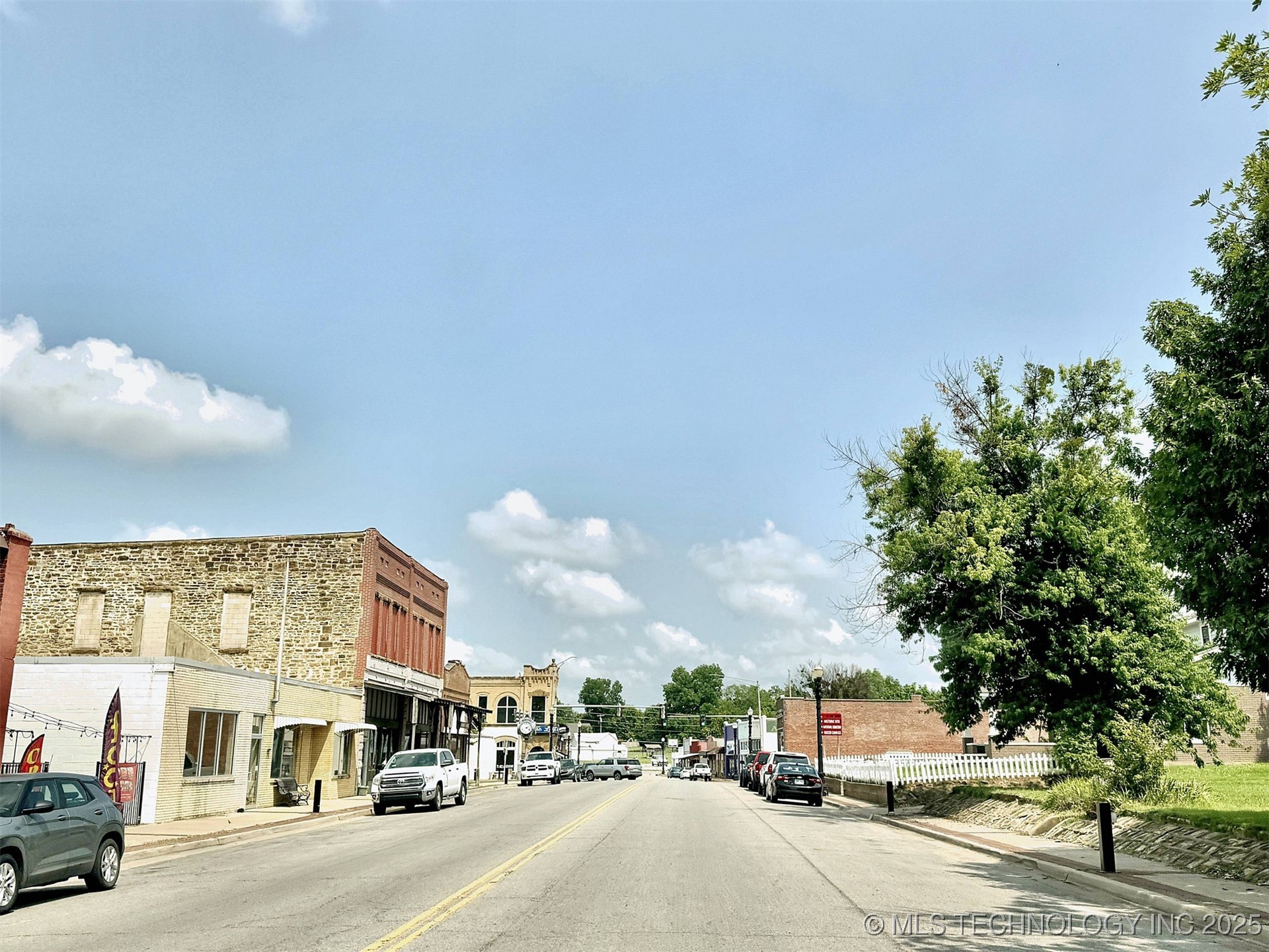 117 N Lee Street Property Photo 35