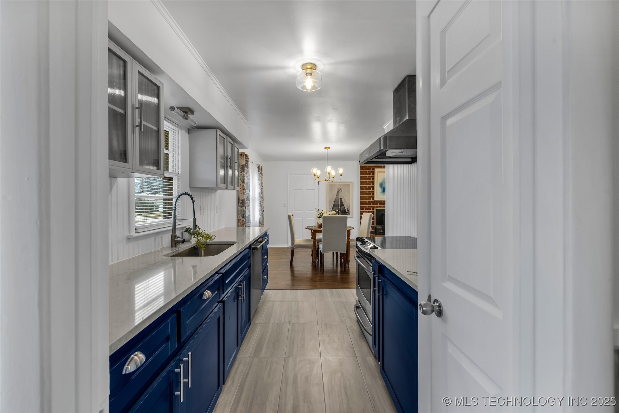 321 Se 14th Street Property Photo 6