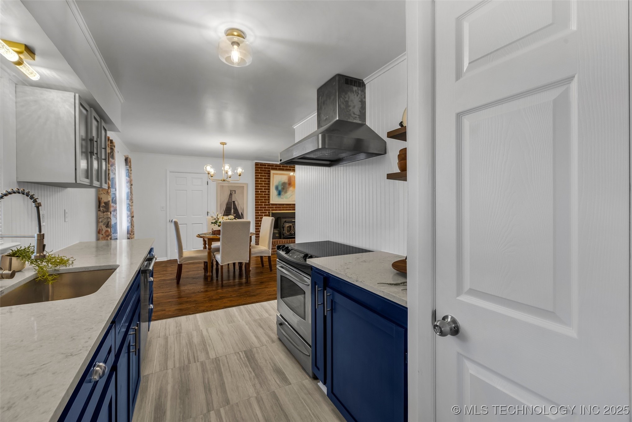 321 Se 14th Street Property Photo 8