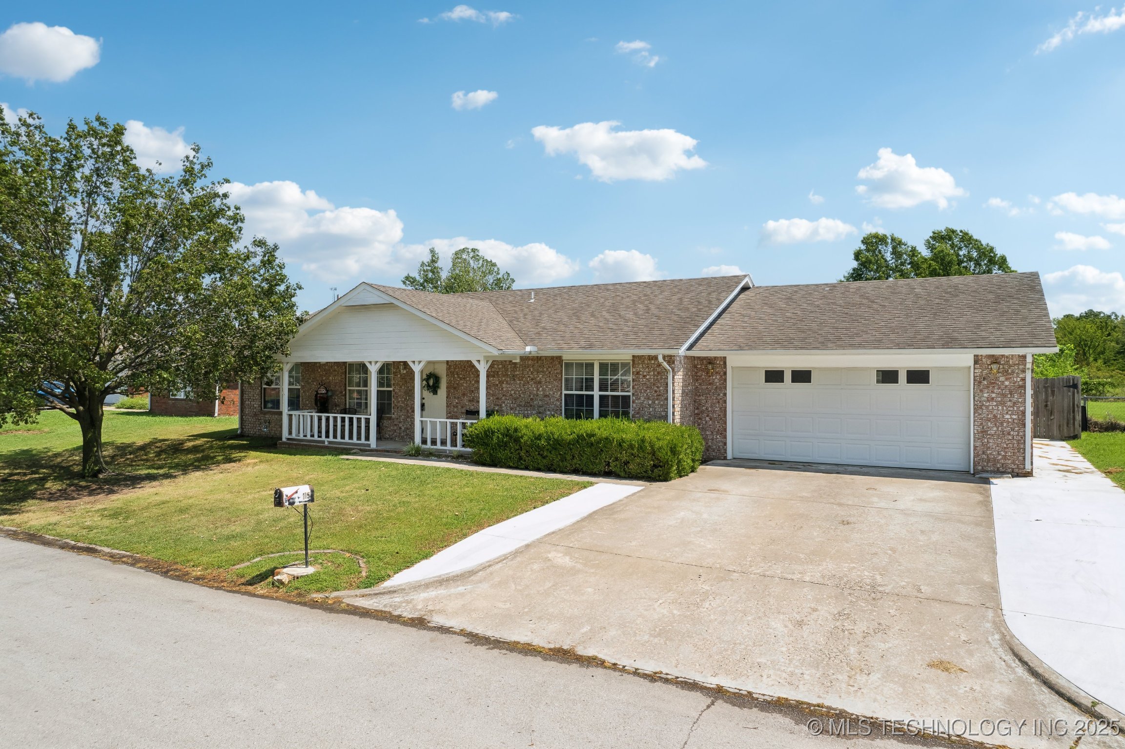 115 Chukker Property Photo 2