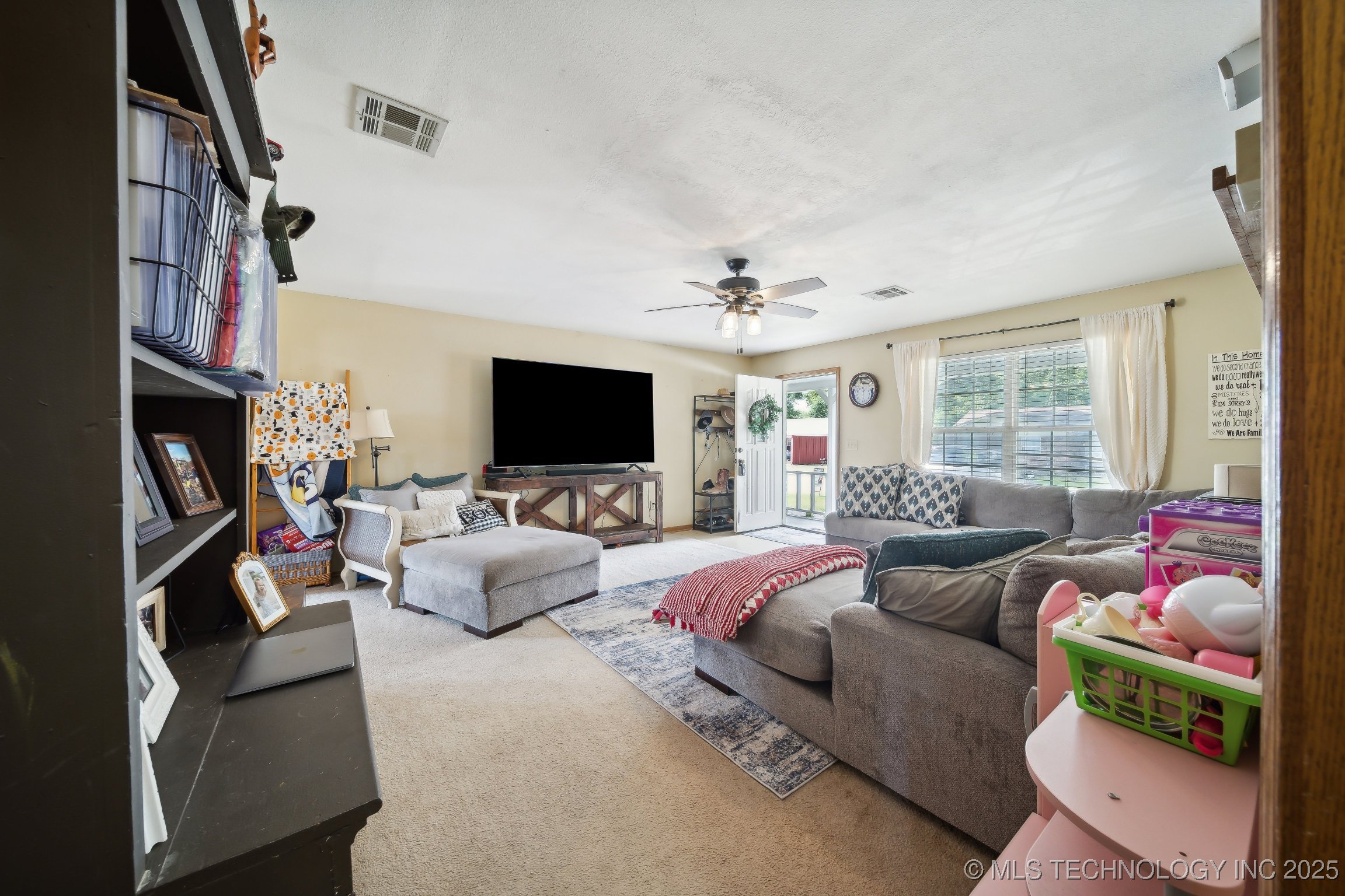 115 Chukker Property Photo 4