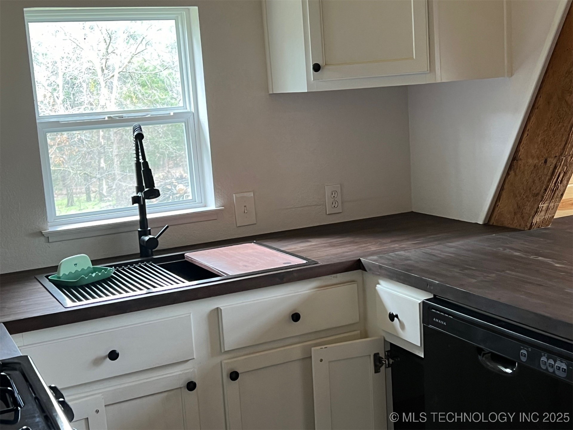 17159 County Road 3878 1840 Property Photo 3