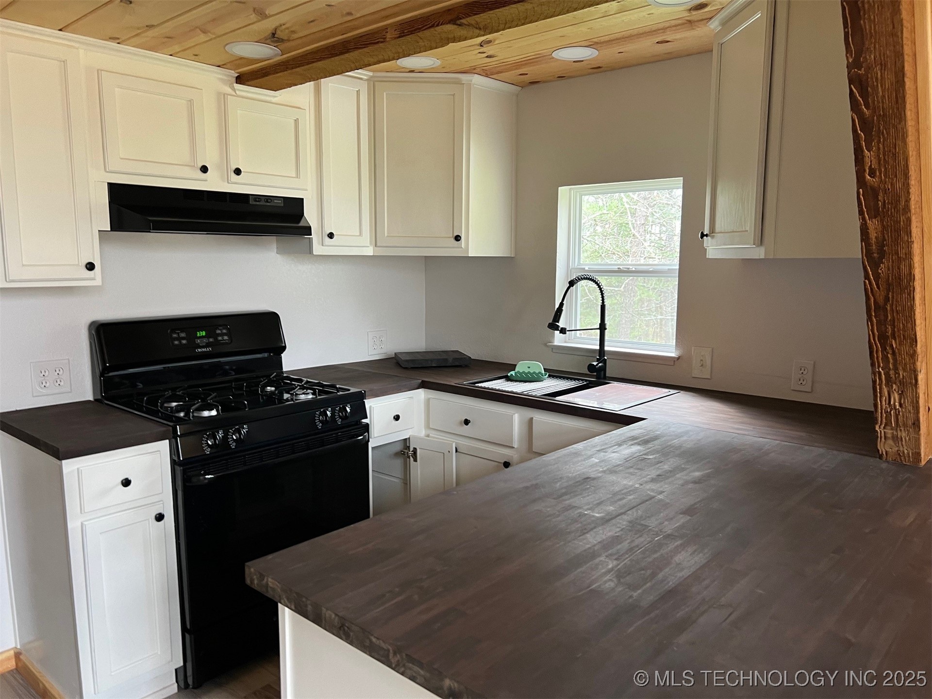 17159 County Road 3878 1840 Property Photo 4