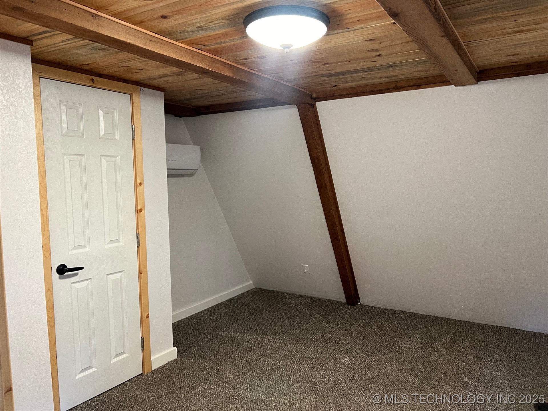17159 County Road 3878 1840 Property Photo 9