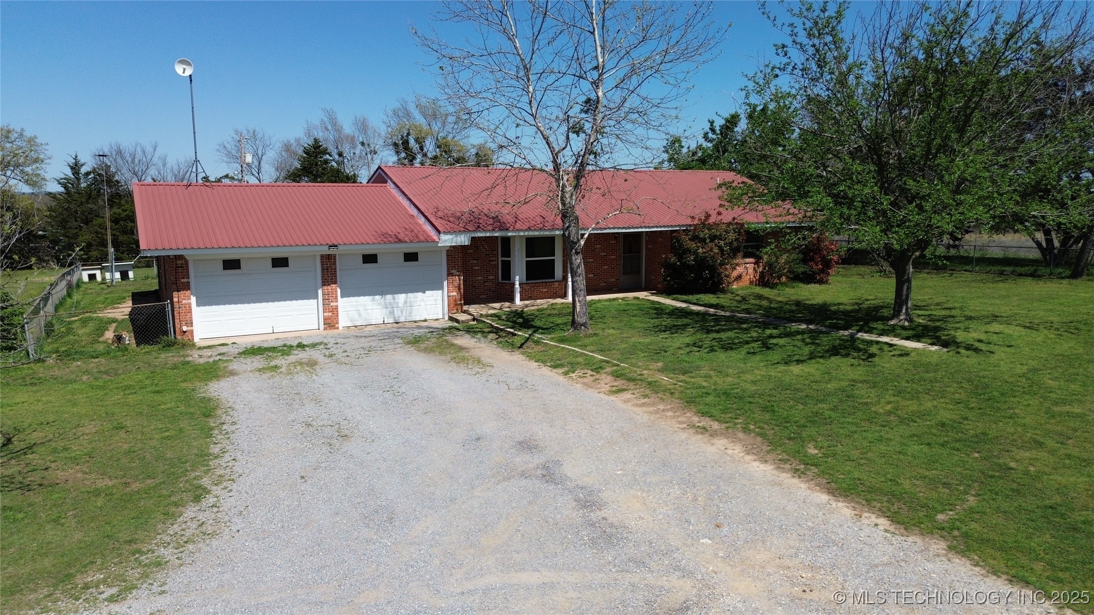 5112 State Highway 199 Property Photo 1