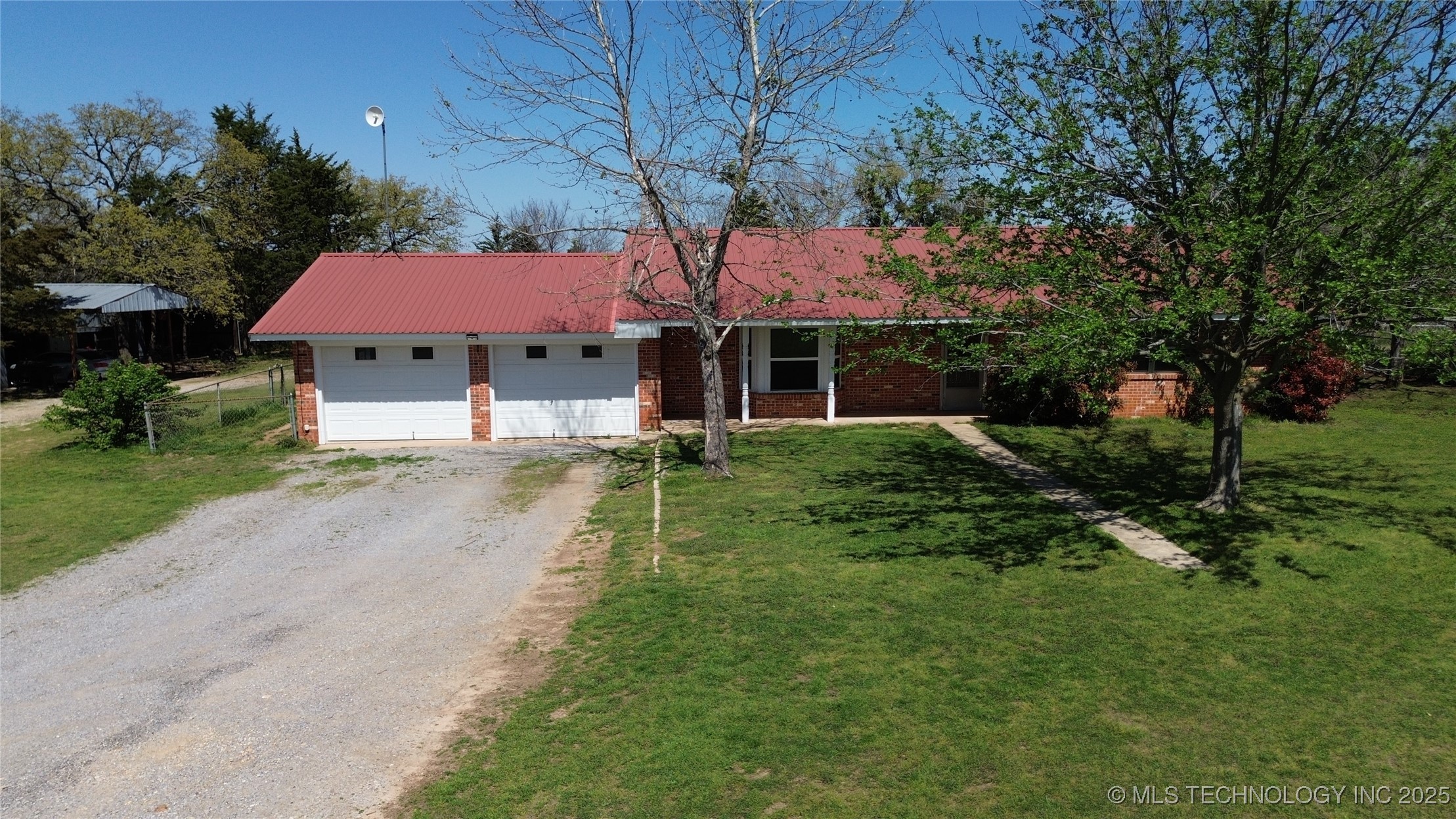 5112 State Highway 199 Property Photo 2