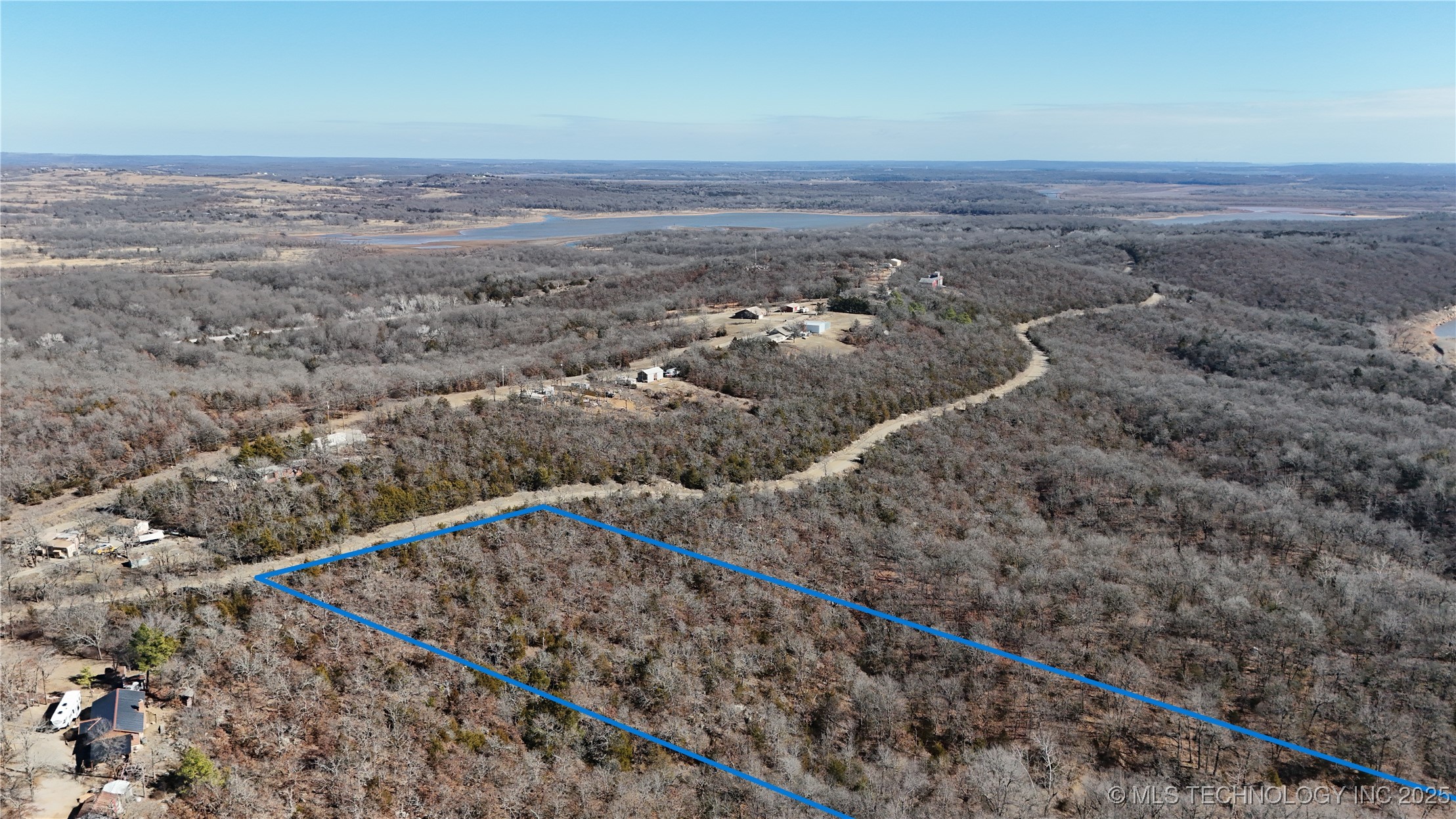 40420 Frog Rock Road Property Photo 2