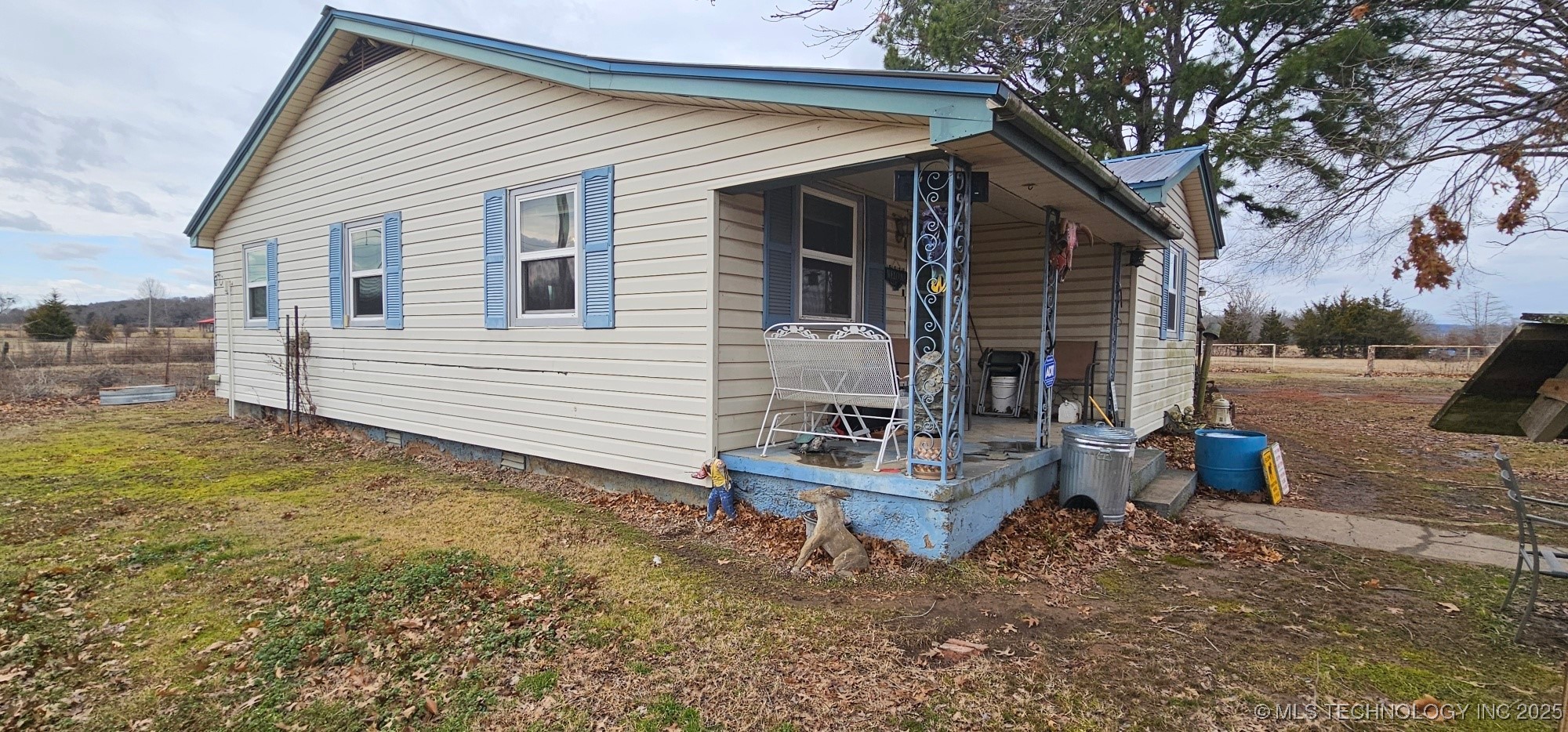 470025 Highway 101 E Property Photo 3