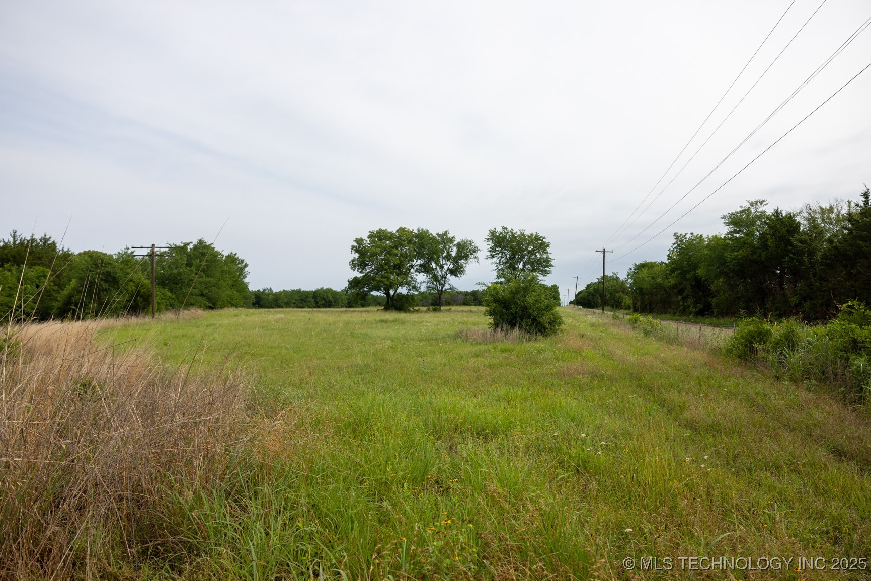 7 N 3800 Road Property Photo 3