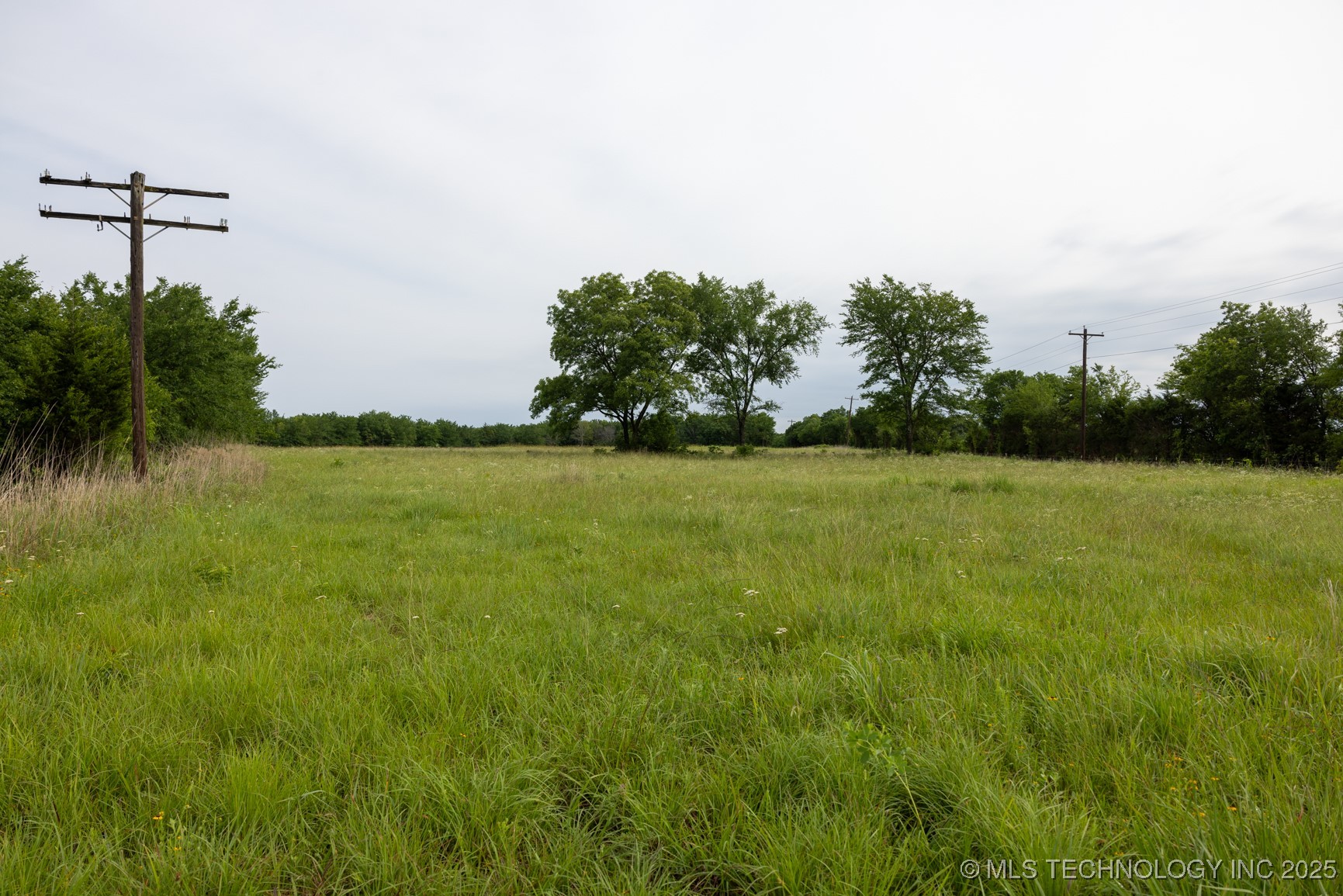 7 N 3800 Road Property Photo 9