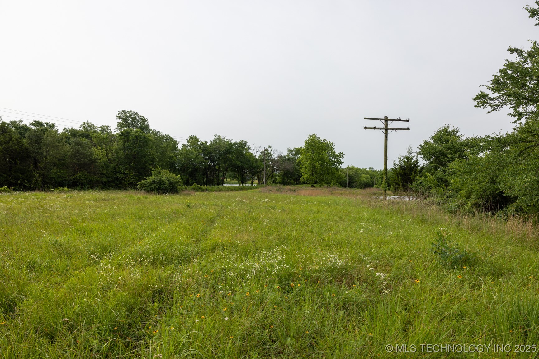 7 N 3800 Road Property Photo 12