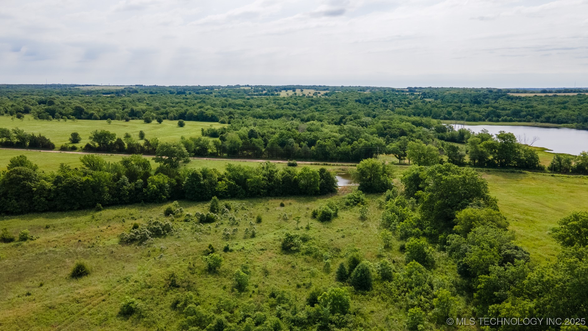 7 N 3800 Road Property Photo 31