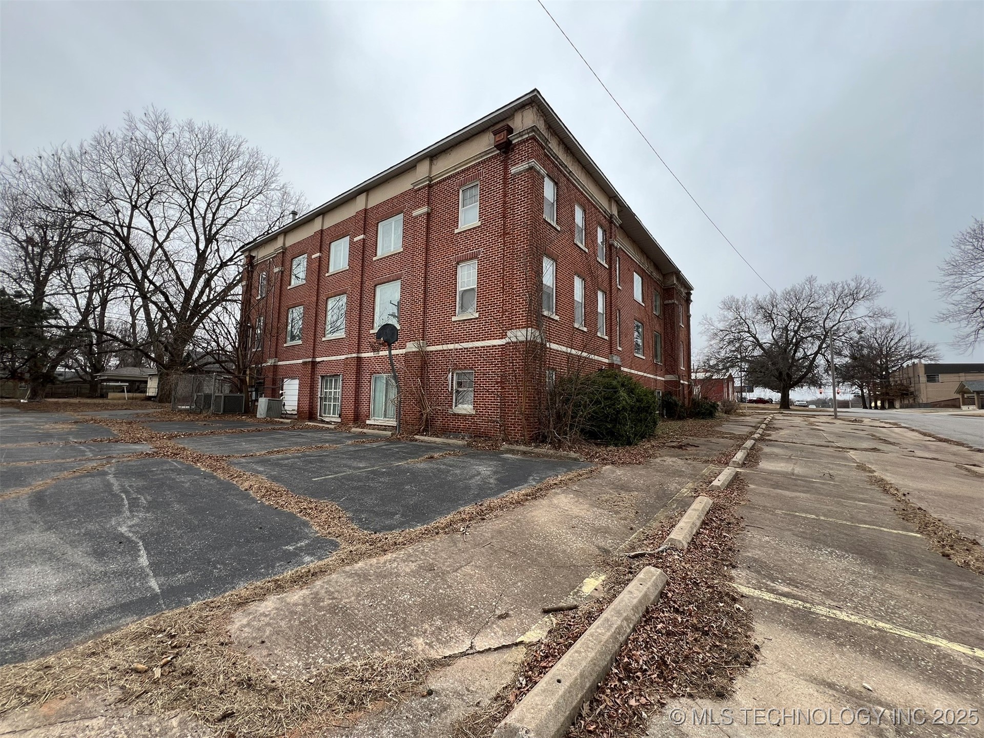 107 N Jordan Street Property Photo 53