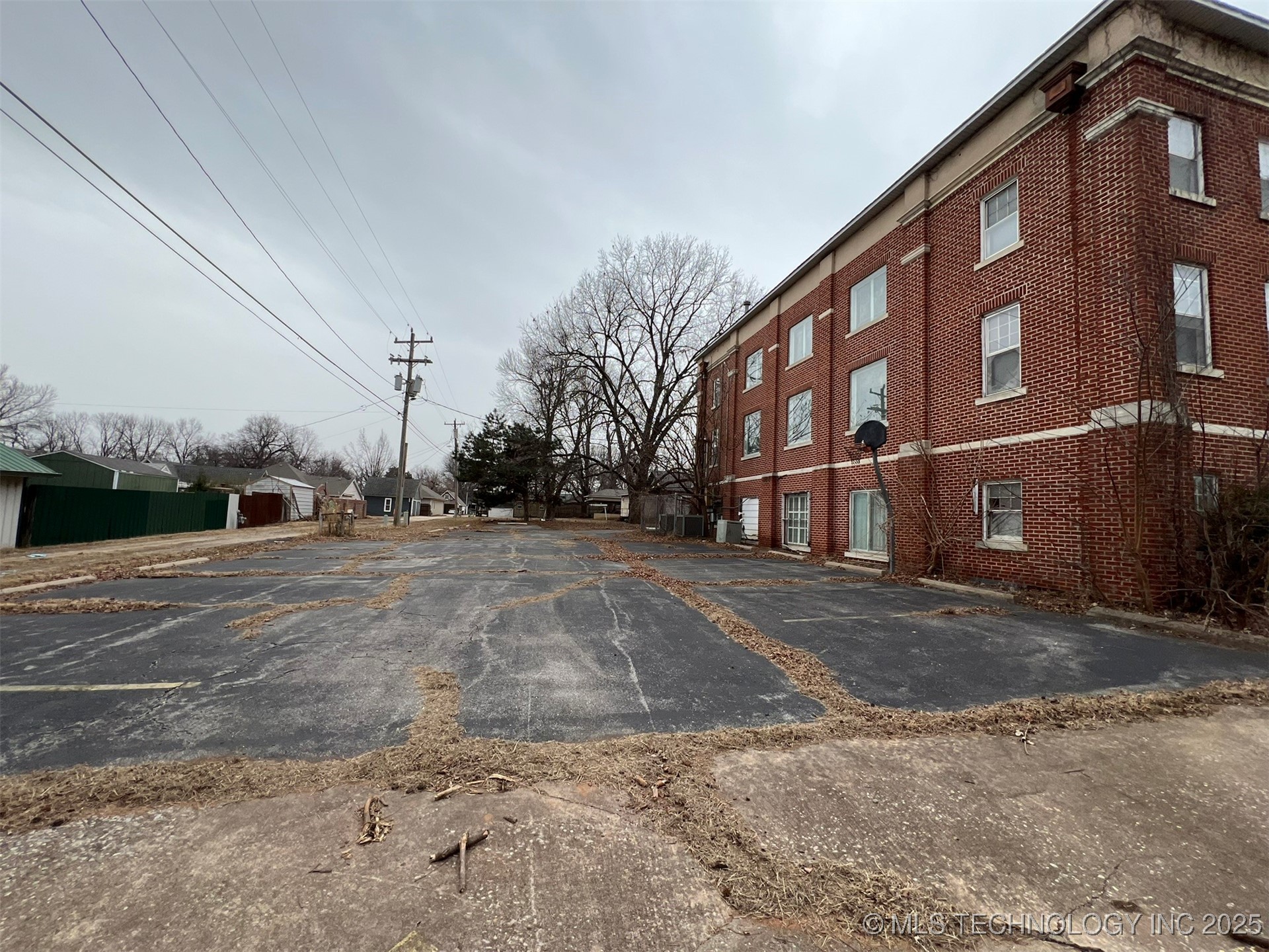 107 N Jordan Street Property Photo 54