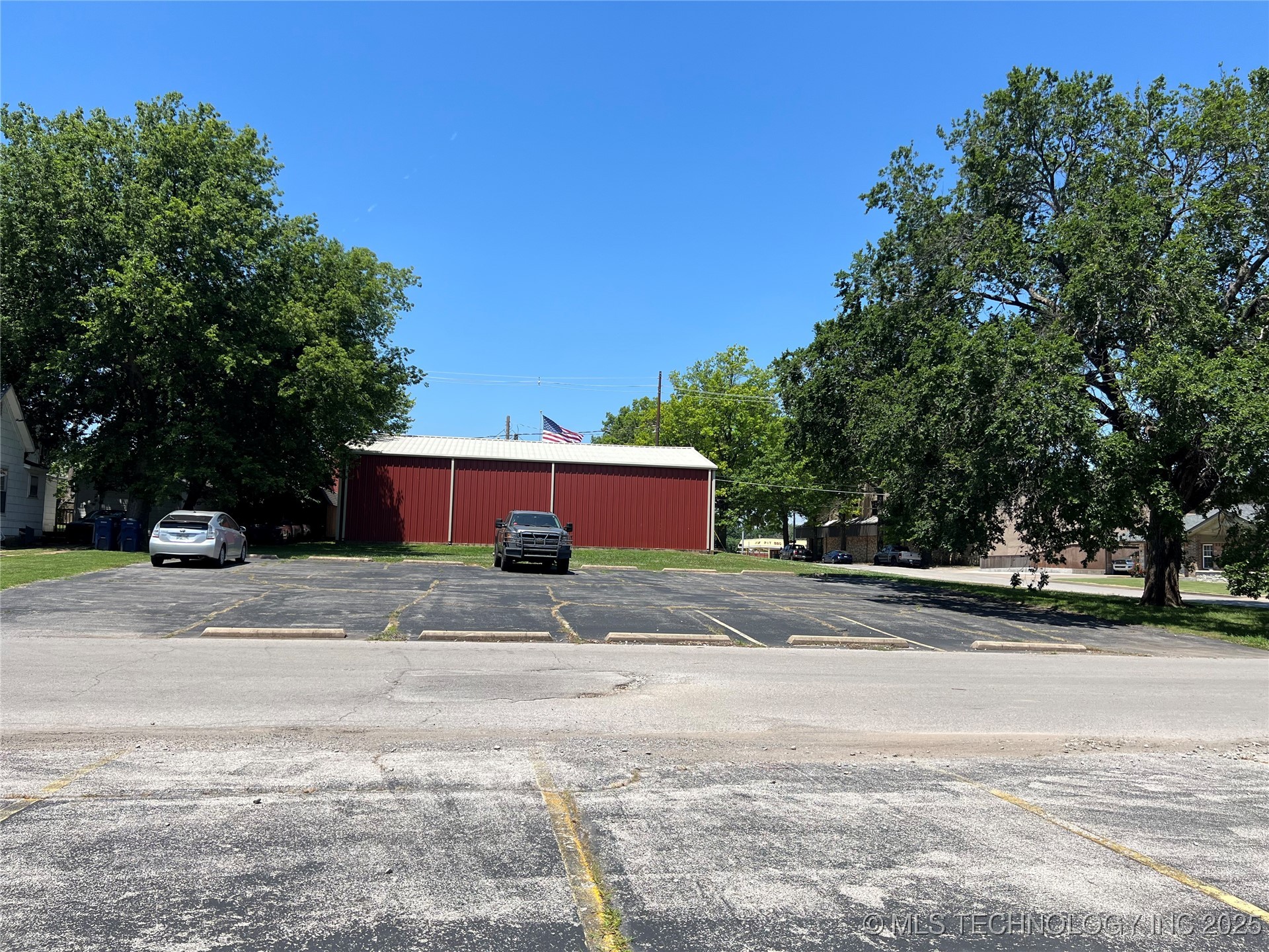 107 N Jordan Street Property Photo 57