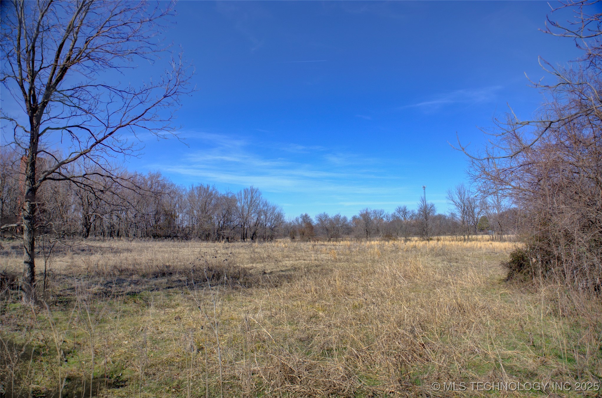 16908 S 157th East Avenue Property Photo 7