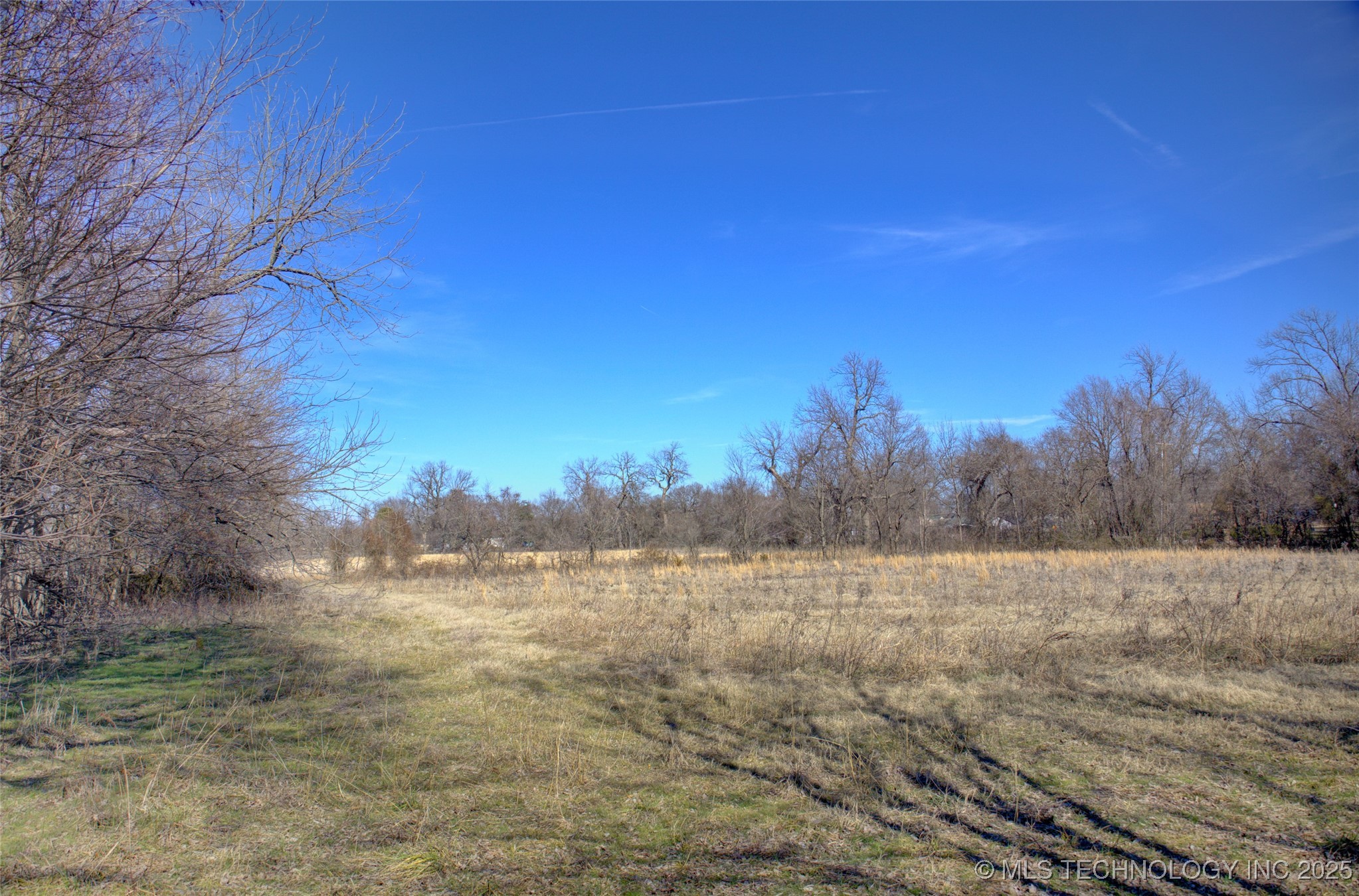 16908 S 157th East Avenue Property Photo 16